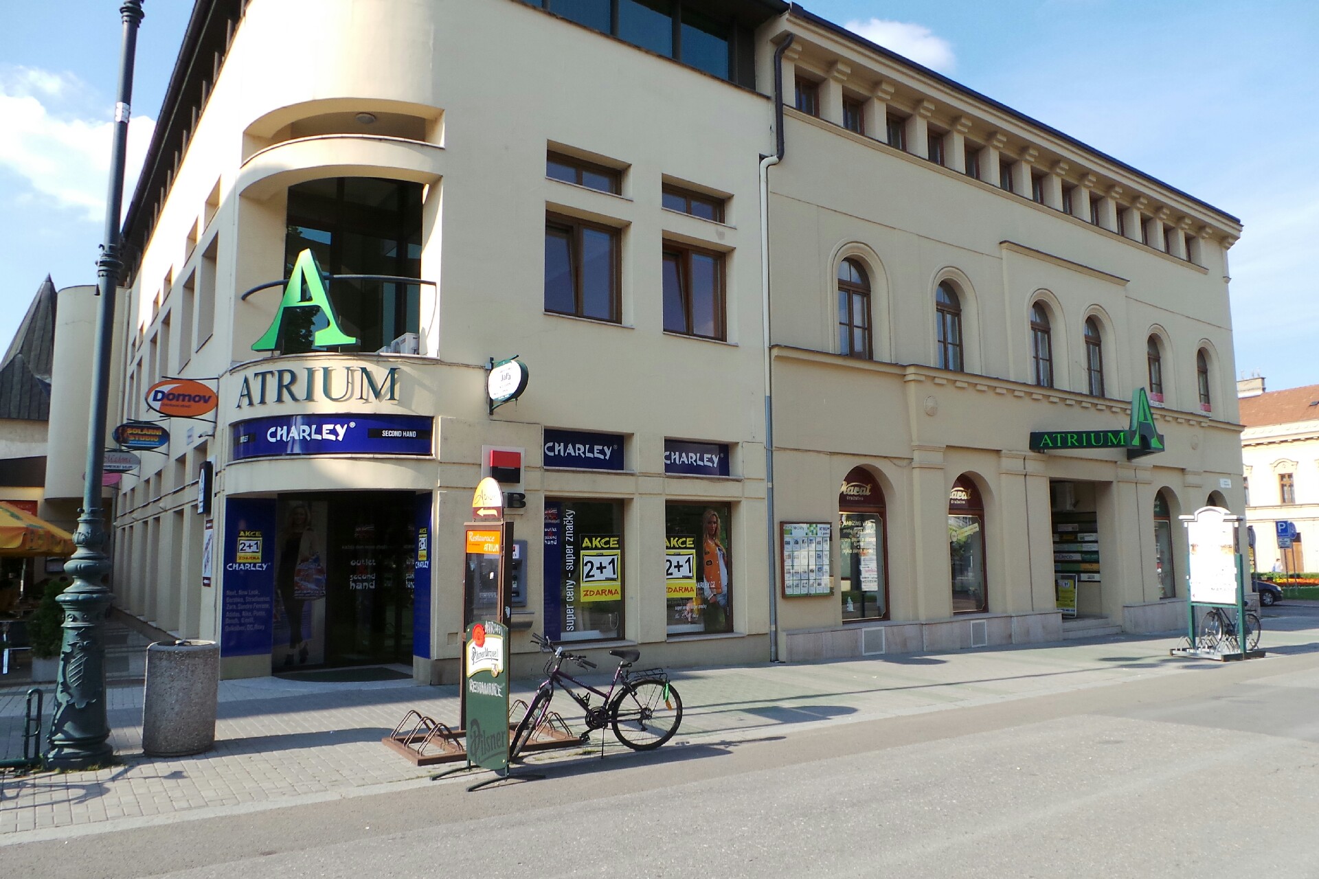 JUDr. Lenka Vrzalová