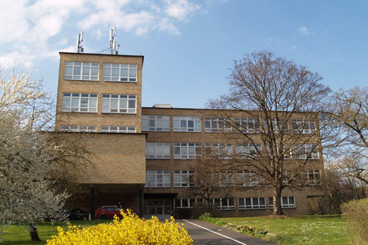 SPŠ zeměměřická a Geografické gymnázium Praha