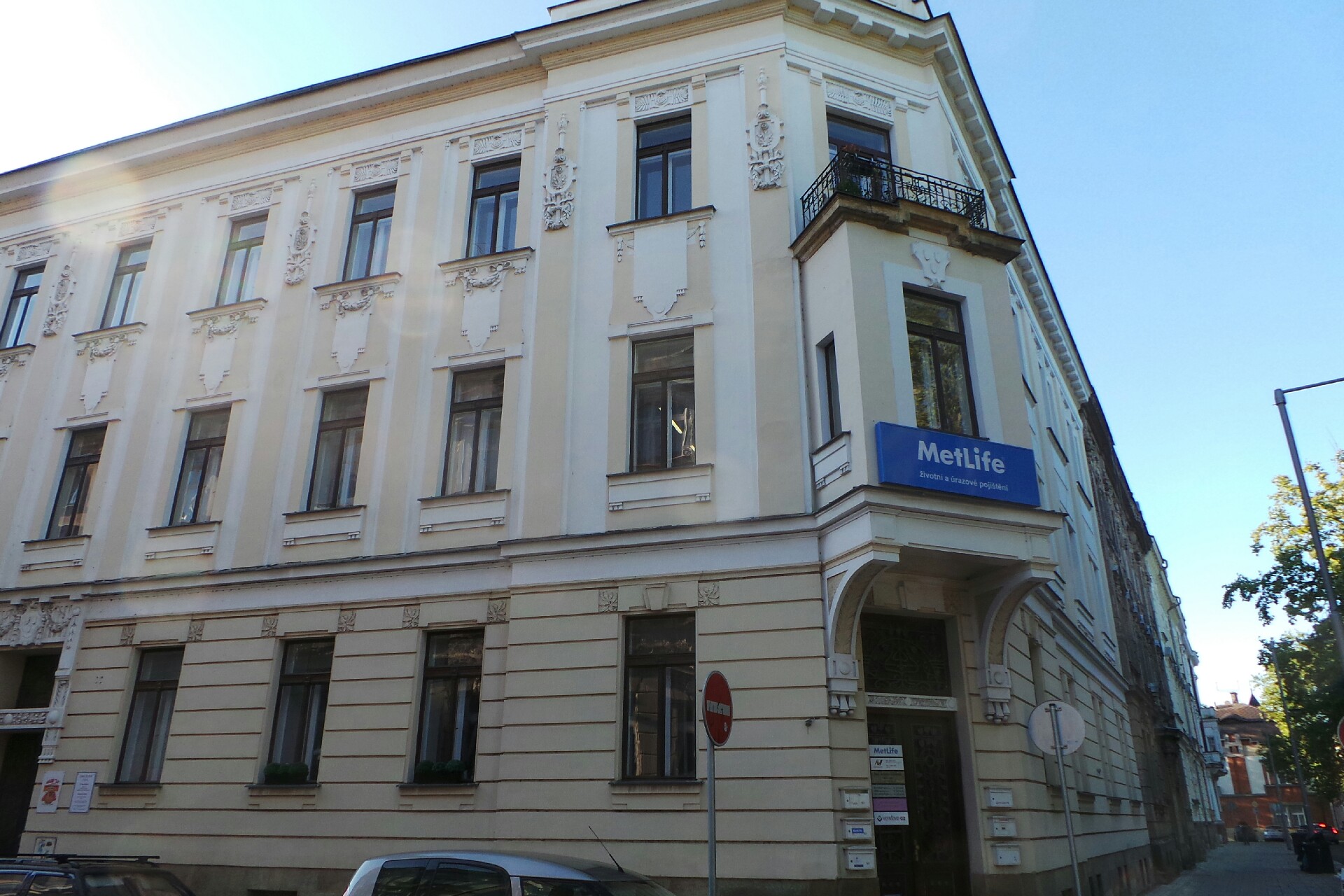 Mgr. Jaroslav Červenka, advokát