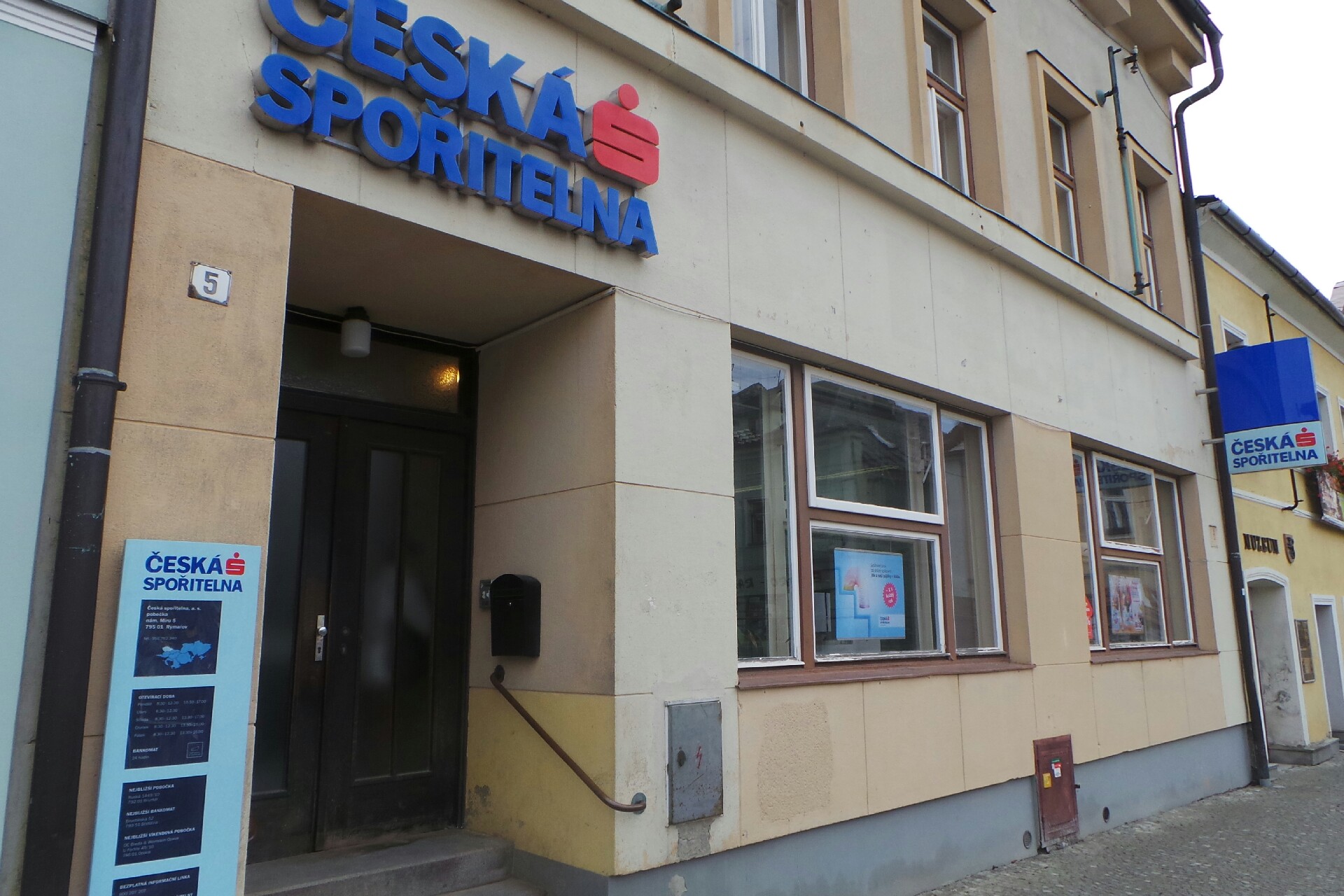 Bankomat České spořitelny foto 2