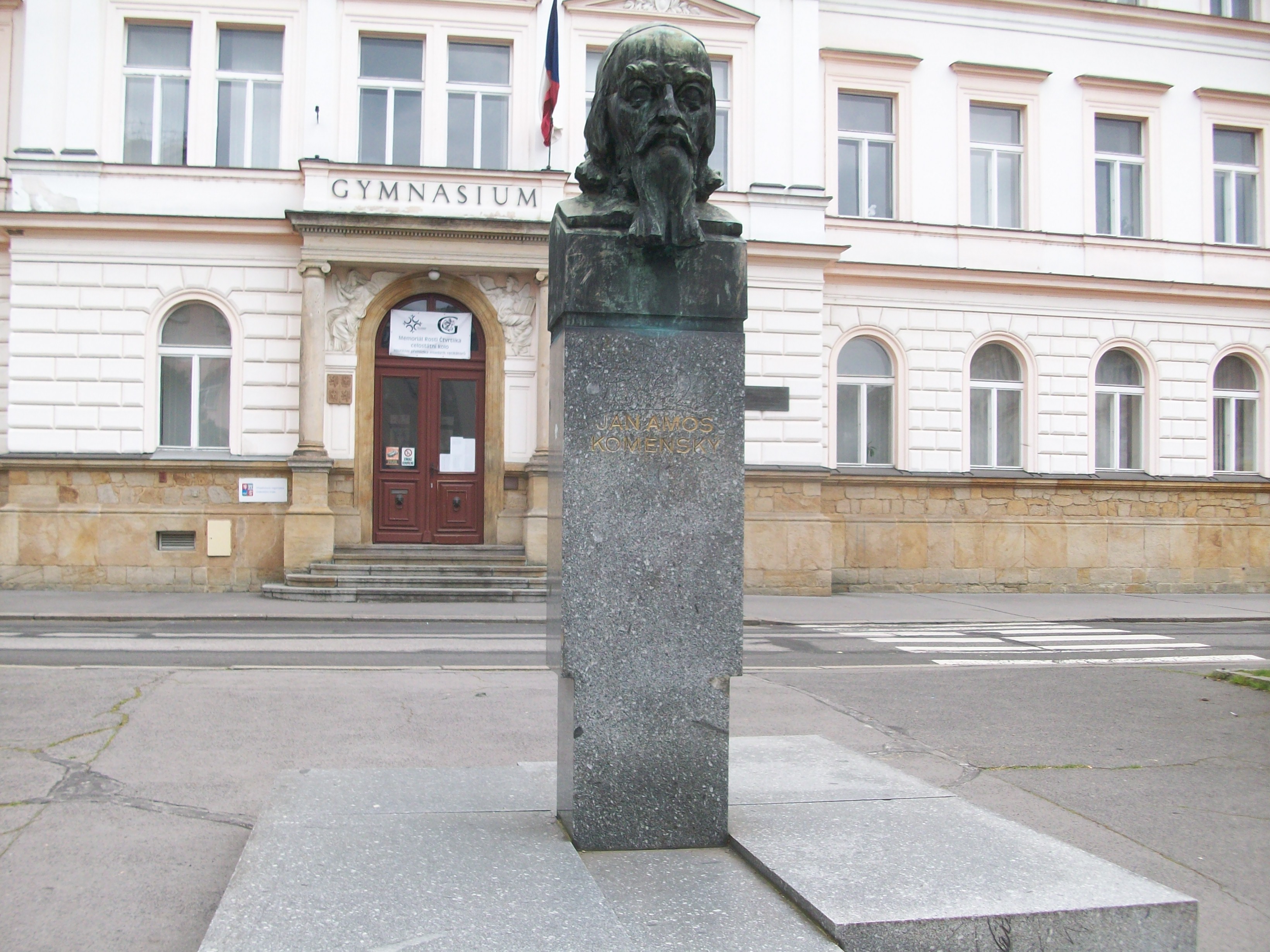 Gymnázium Děčín foto 2