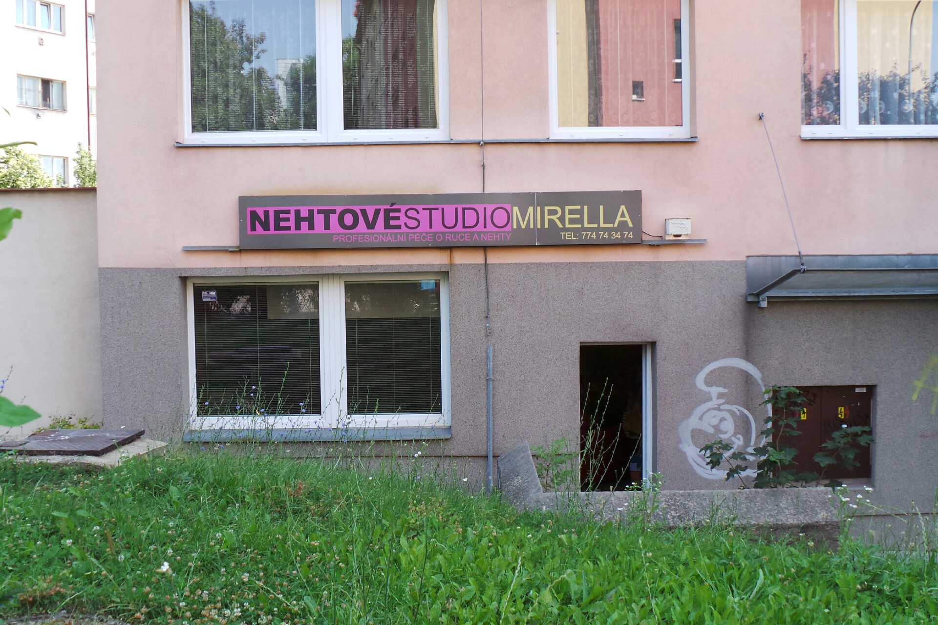 Nehtové studio Mirella