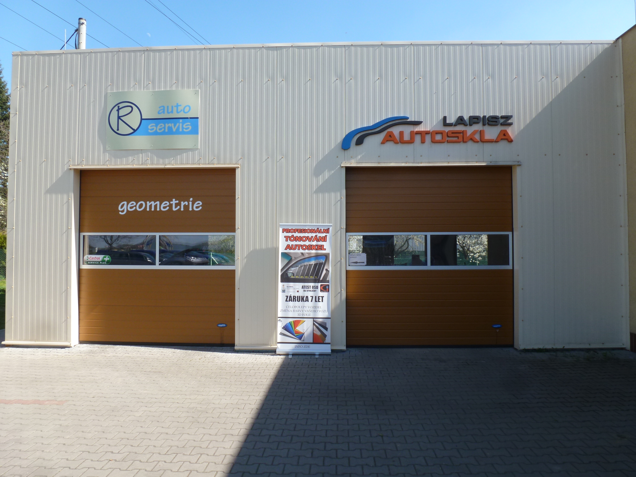 AUTOSKLA  LAPISZ foto 2
