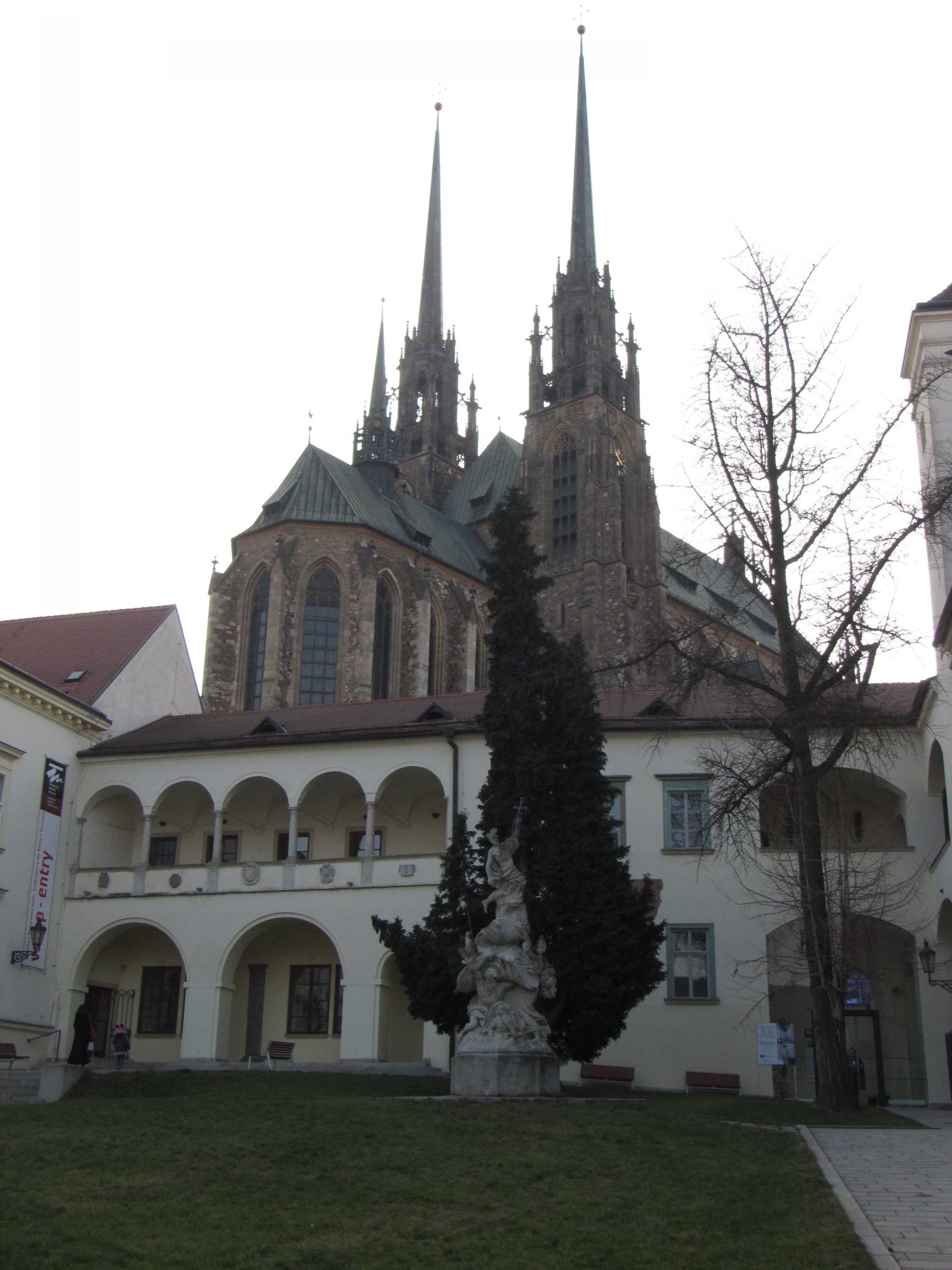 Biskupský dvůr foto 3