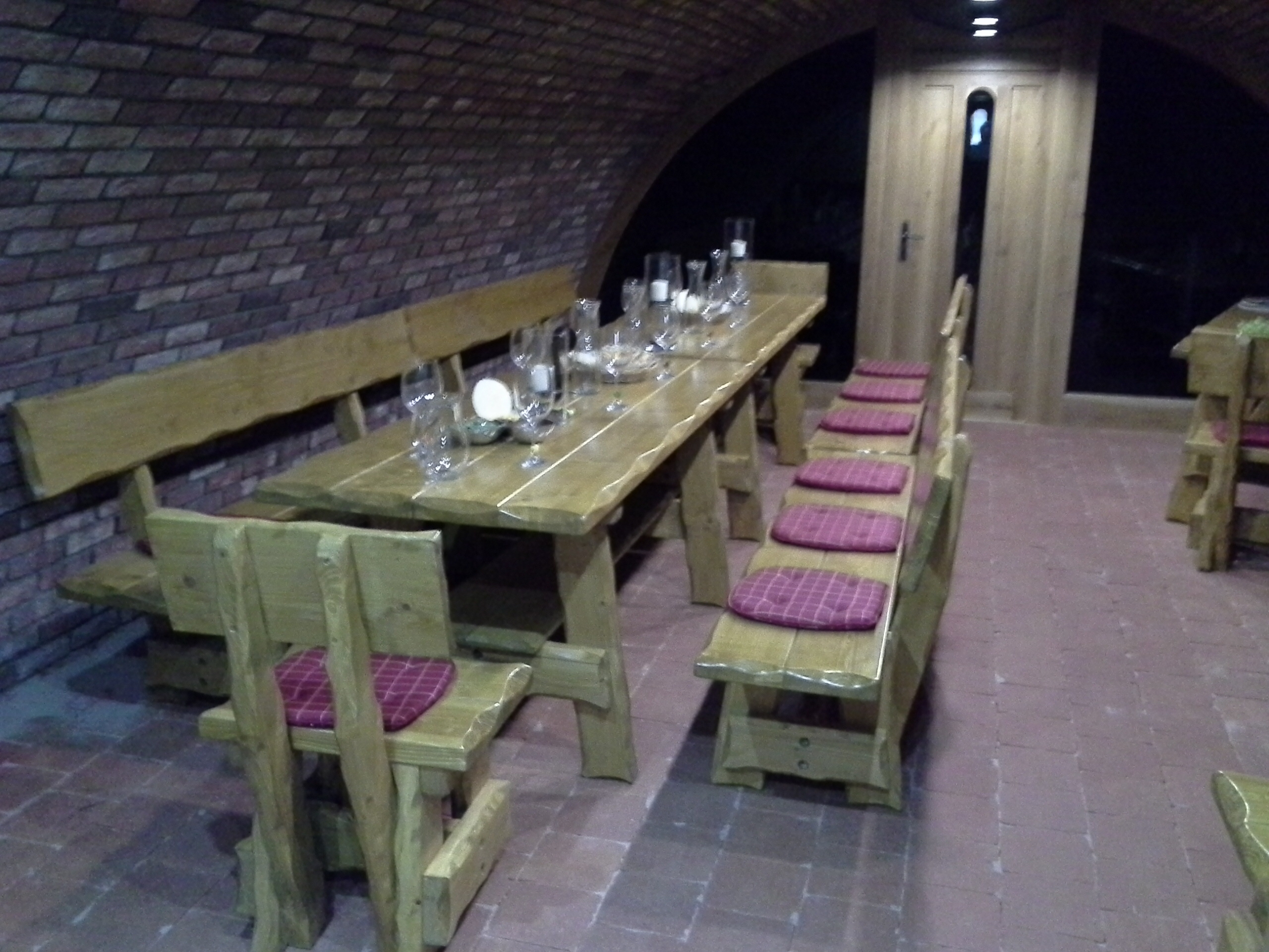 DvB-AF - Vinný sklep foto 3