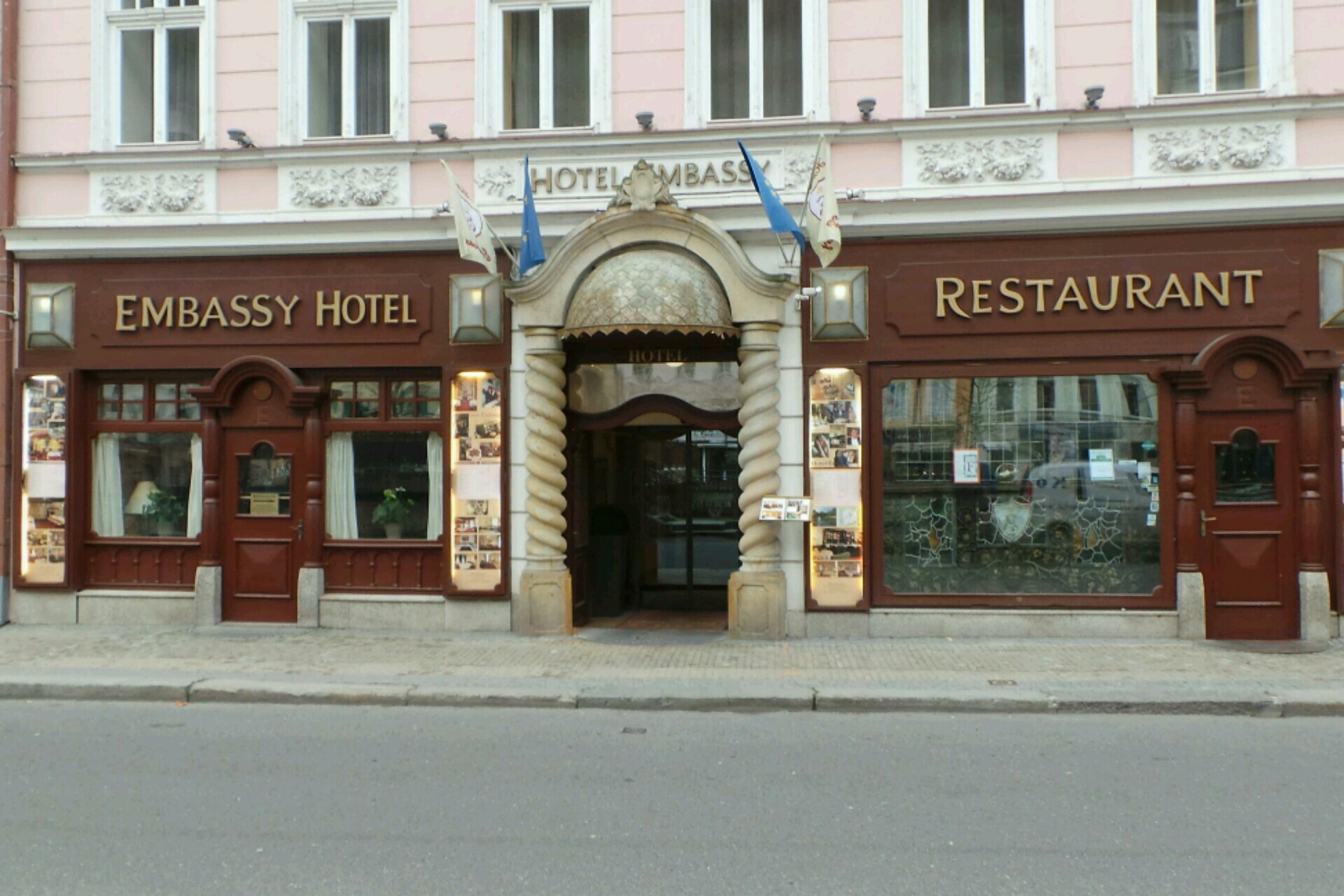 Restaurace Embassy