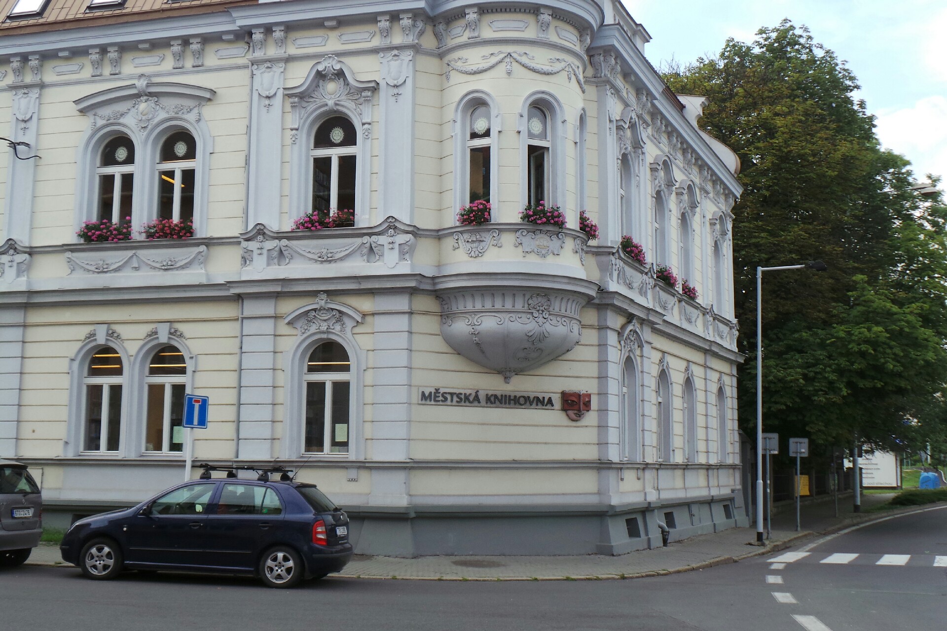 Městská knihovna Krnov foto 2