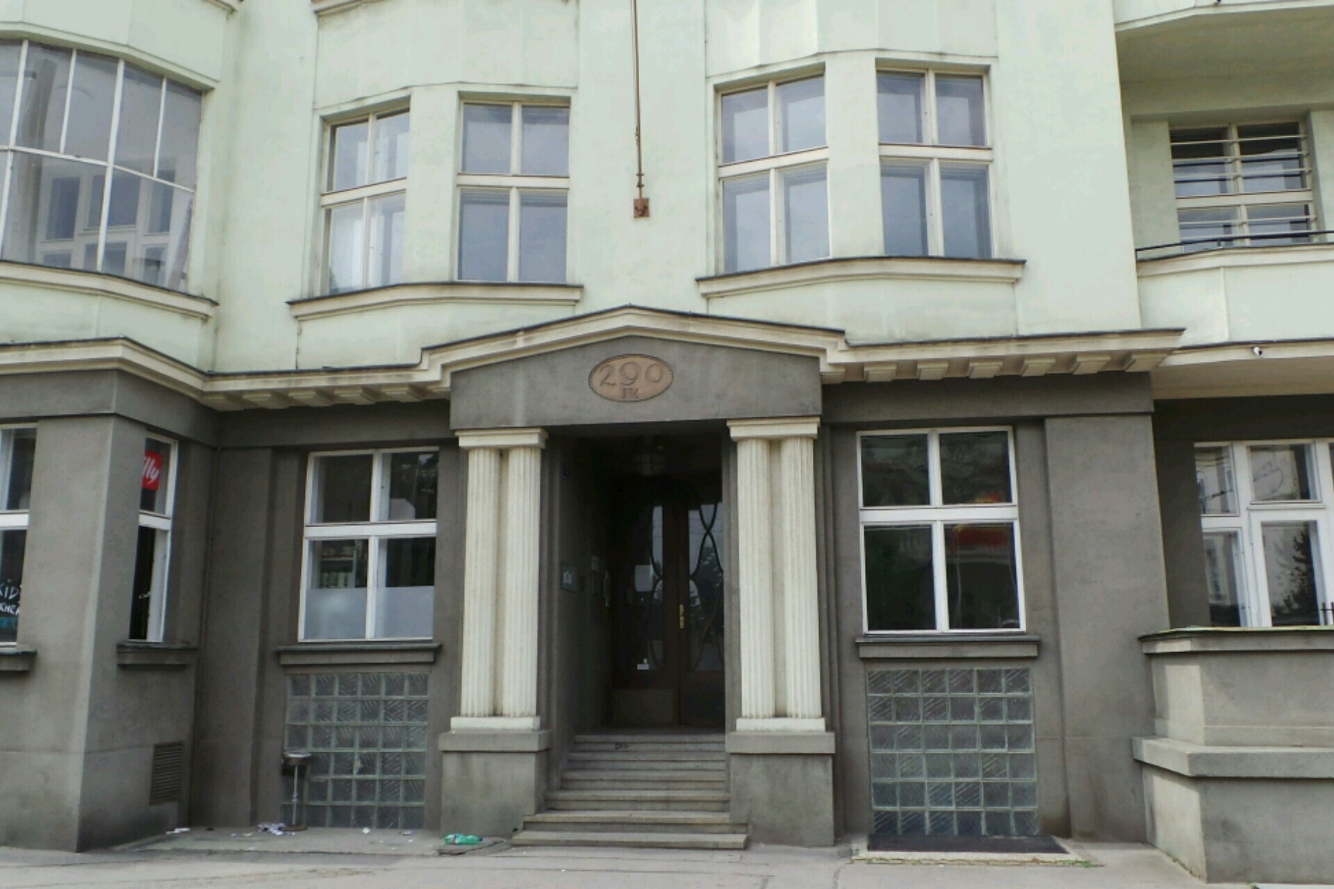 Communication Works, spol. s r.o.