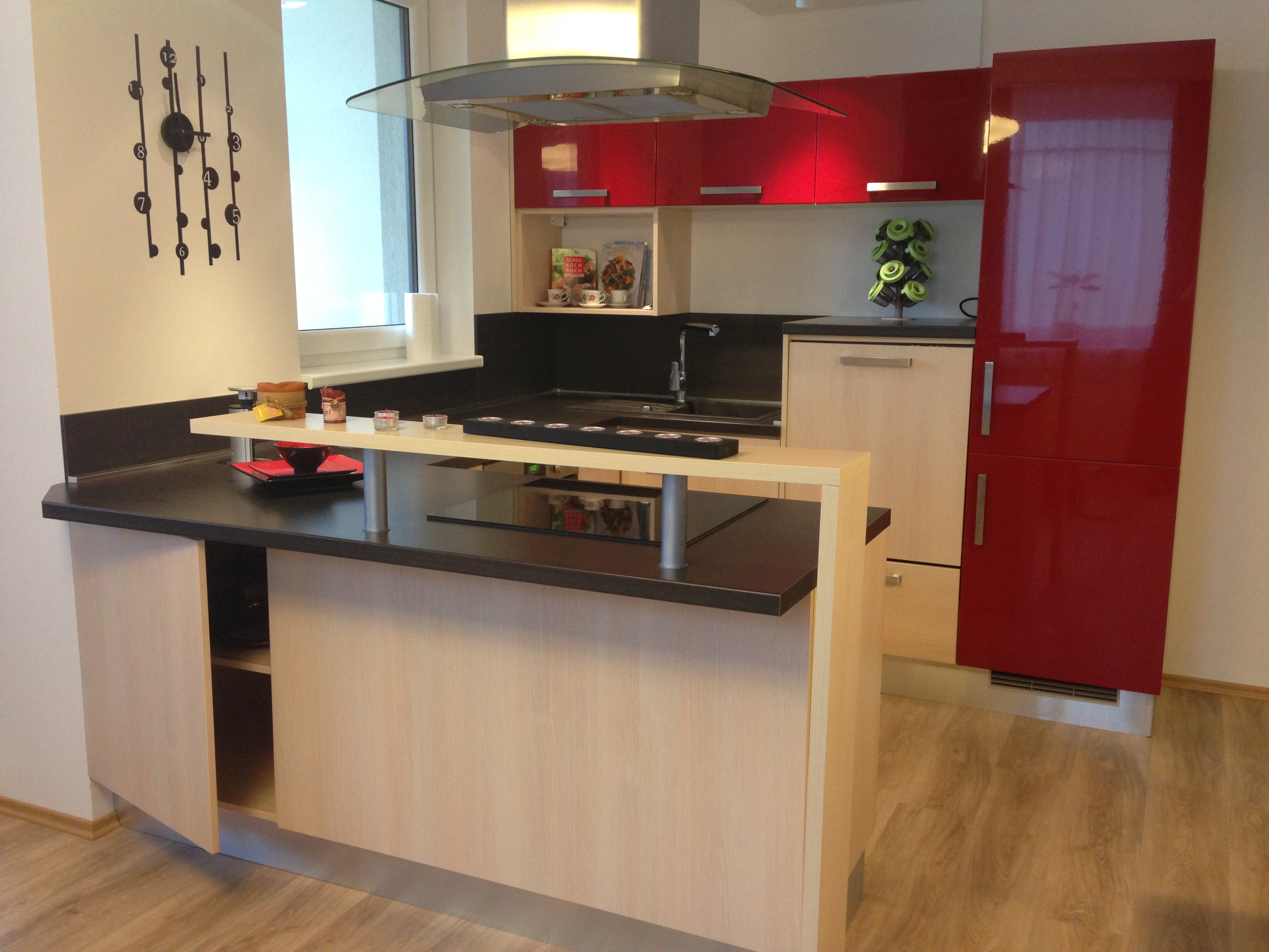 ŠAFAŘÍKOVÁ - kuchyně.interiéry