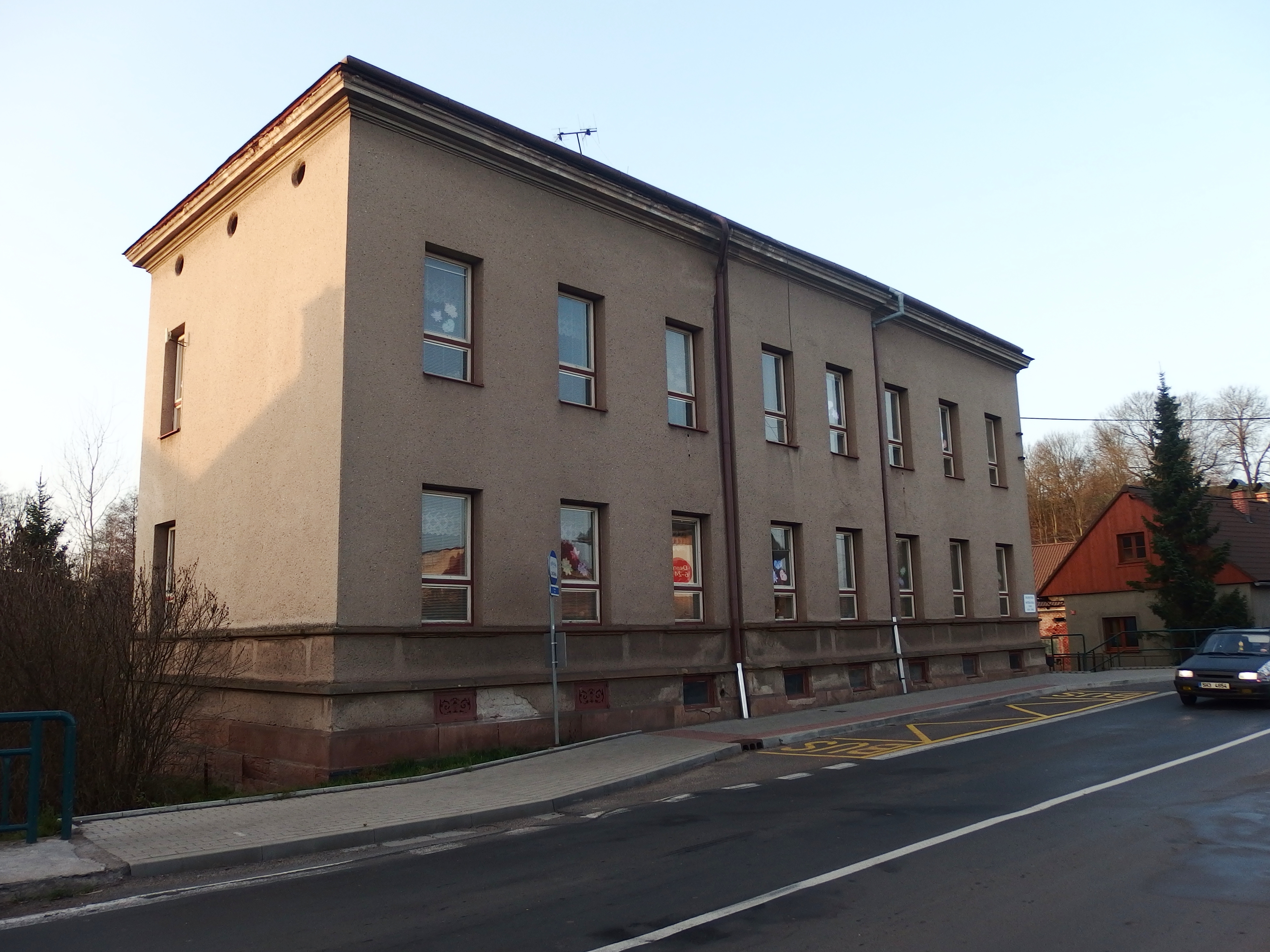 ZŠ a MŠ Pilníkov, Trutnovská