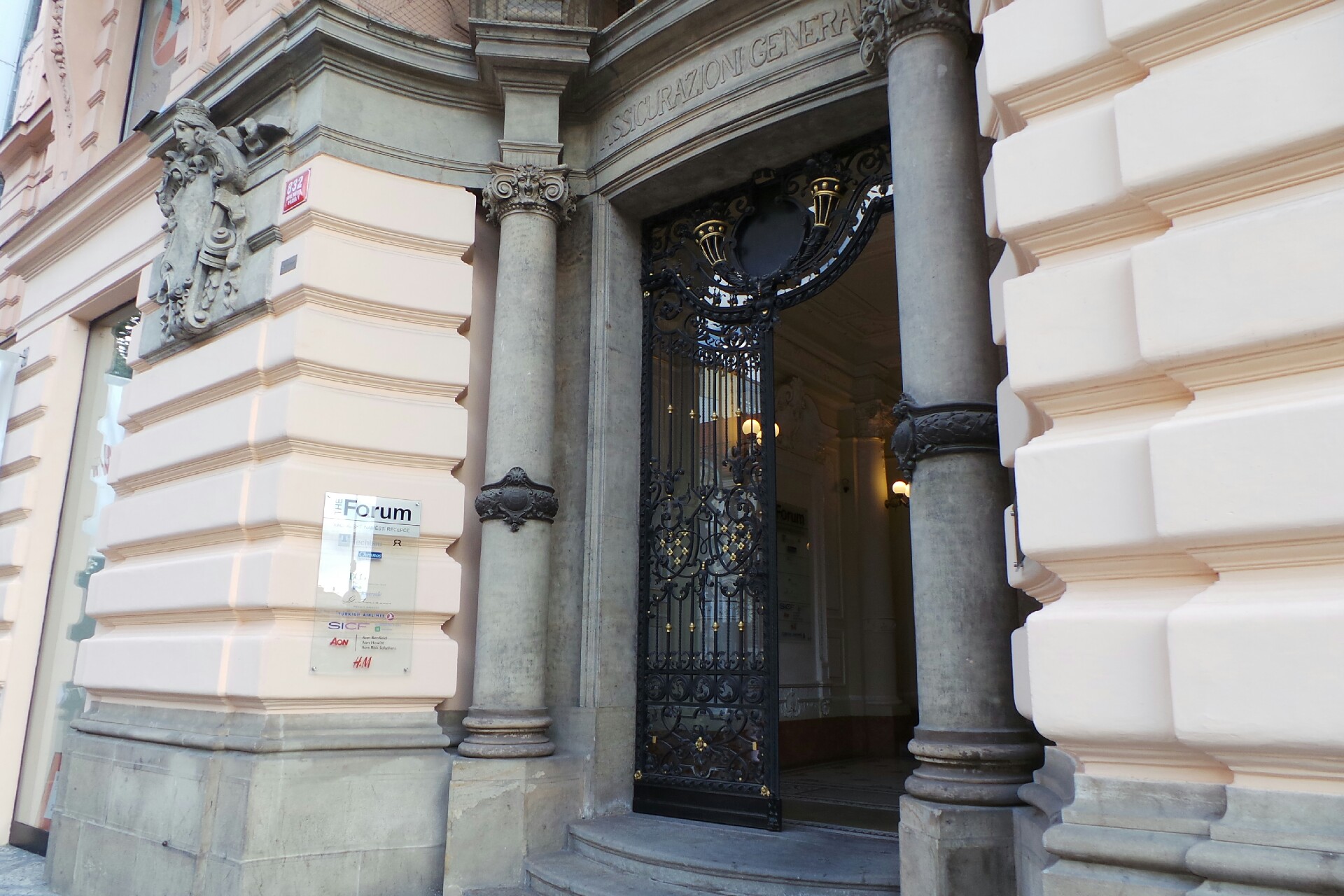 Business Centre CHRONOS, s.r.o. foto 2