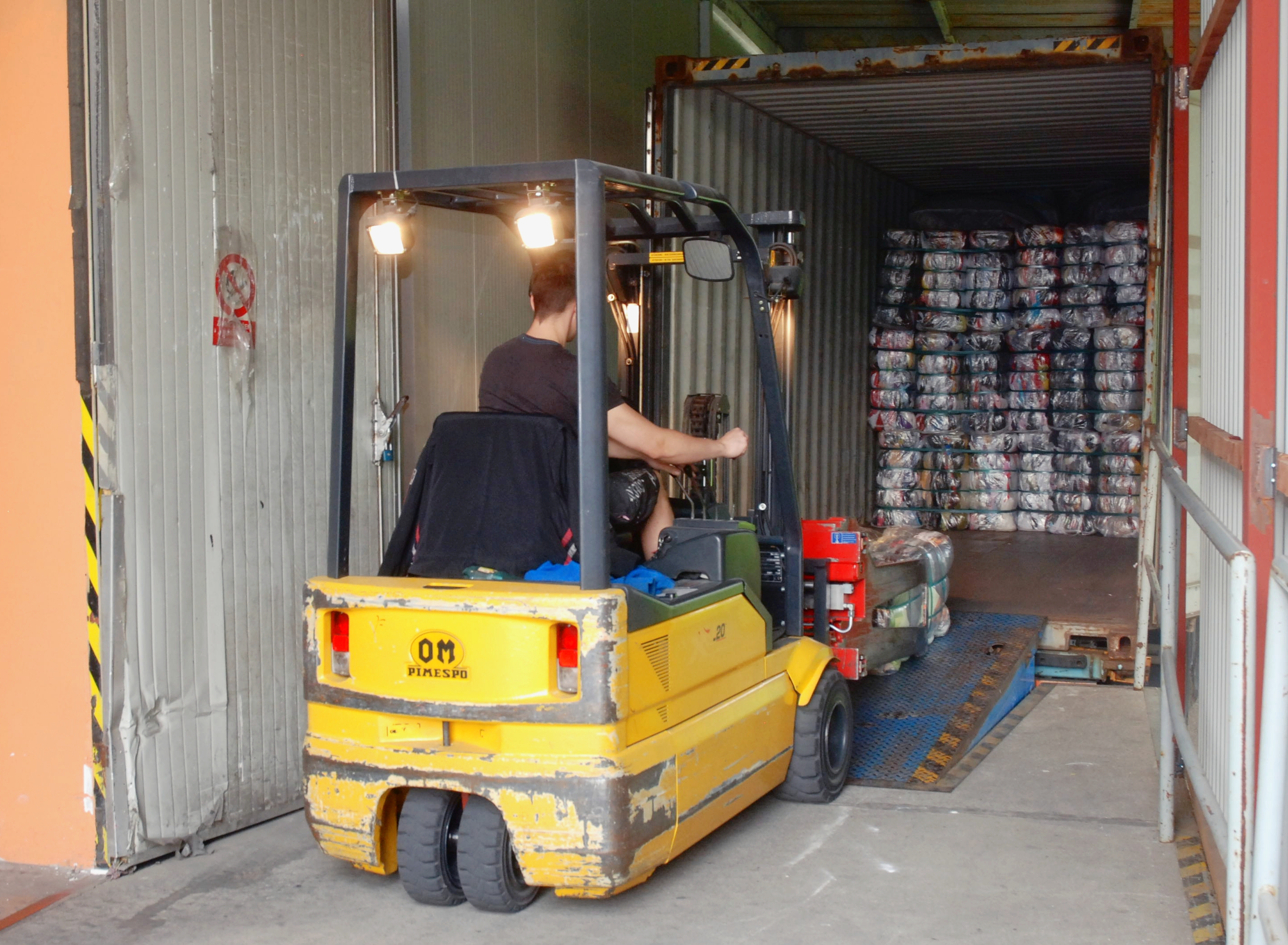 Opatex velkoobchod second hand foto 6