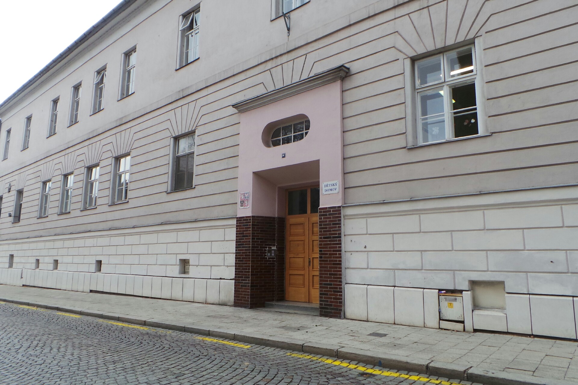 Dětský domov a Školní jídelna, Opava, Rybí trh 14