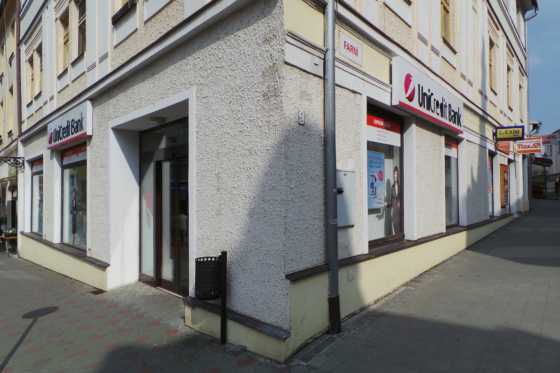 UniCredit Bank Czech Republic and Slovakia, a.s. foto 2