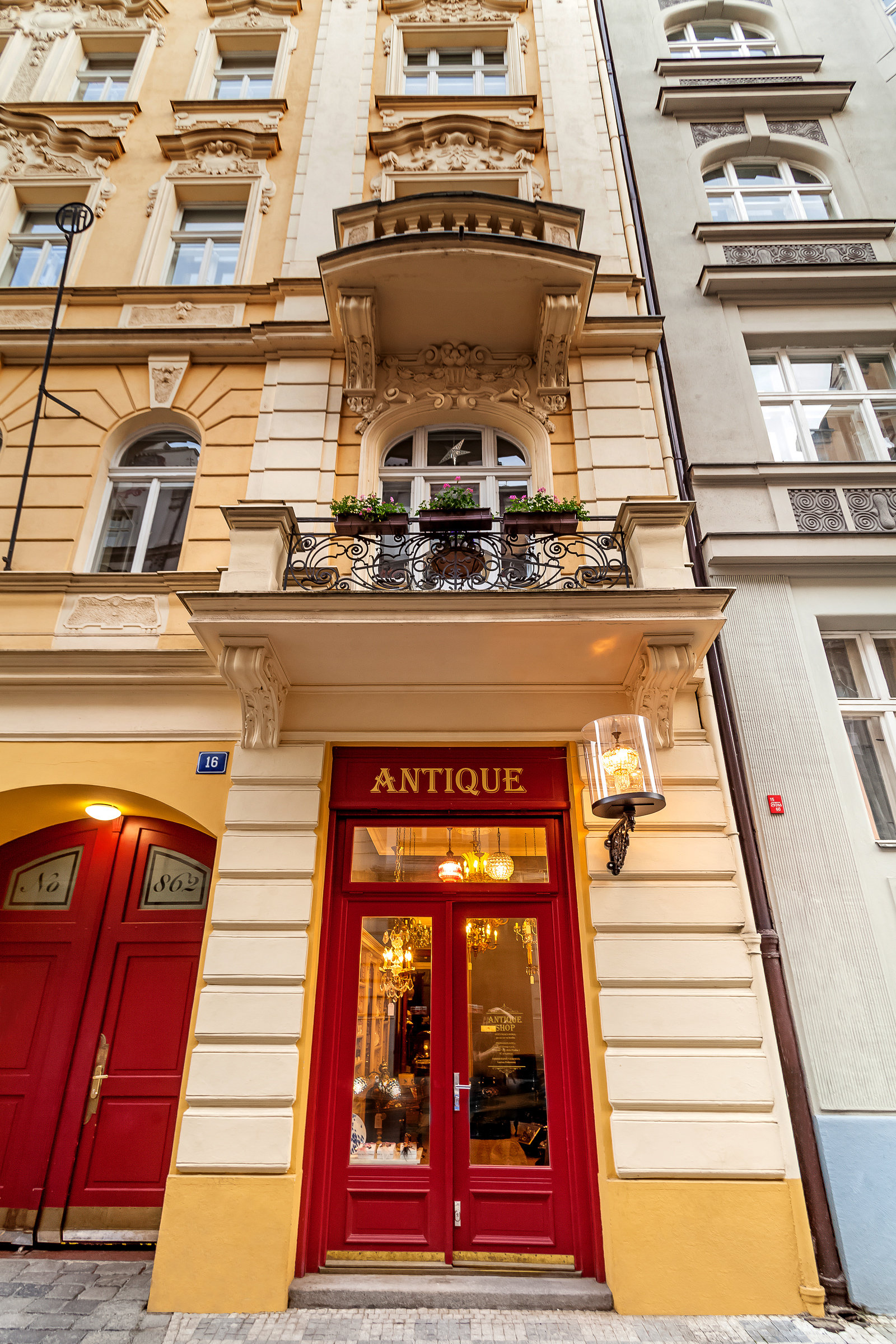 Antique Bílkova foto 2