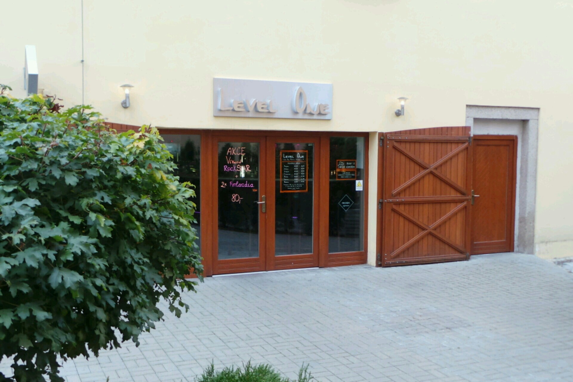 Level One Cafe foto 2