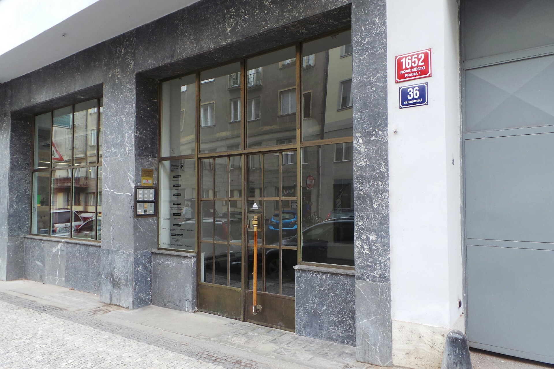 Mgr. Zuzana Beniaková, advokátka