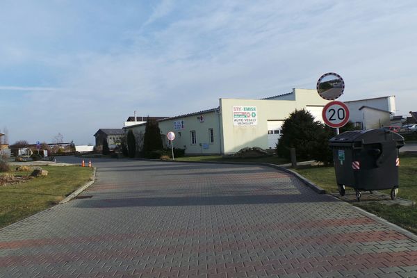 AUTO-VESELÝ - STK Měcholupy