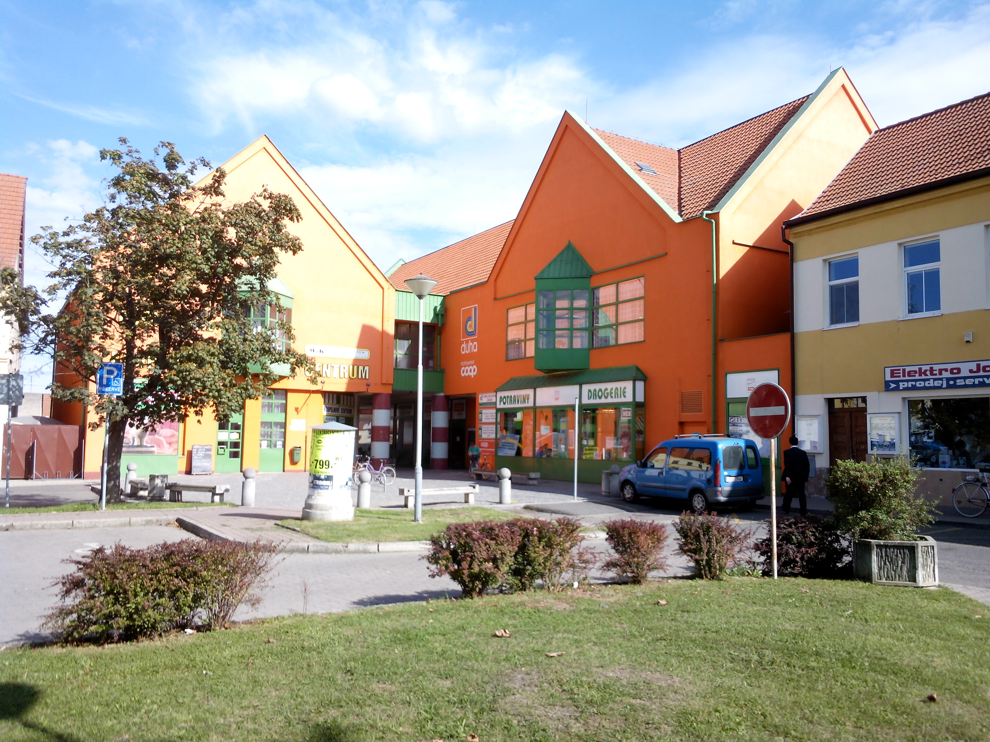 JEDNOTA, spotřební družstvo v Nymburce - COOP foto 2