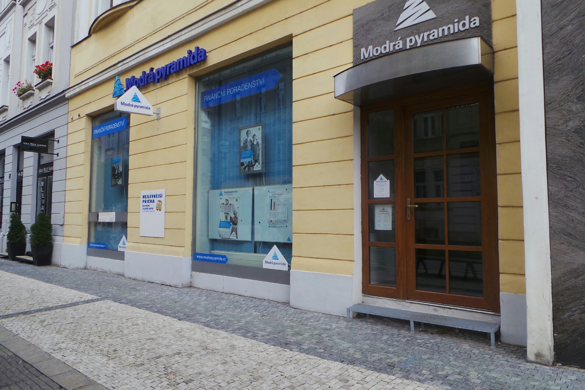 Martina Heřmanová - Modrá pyramida