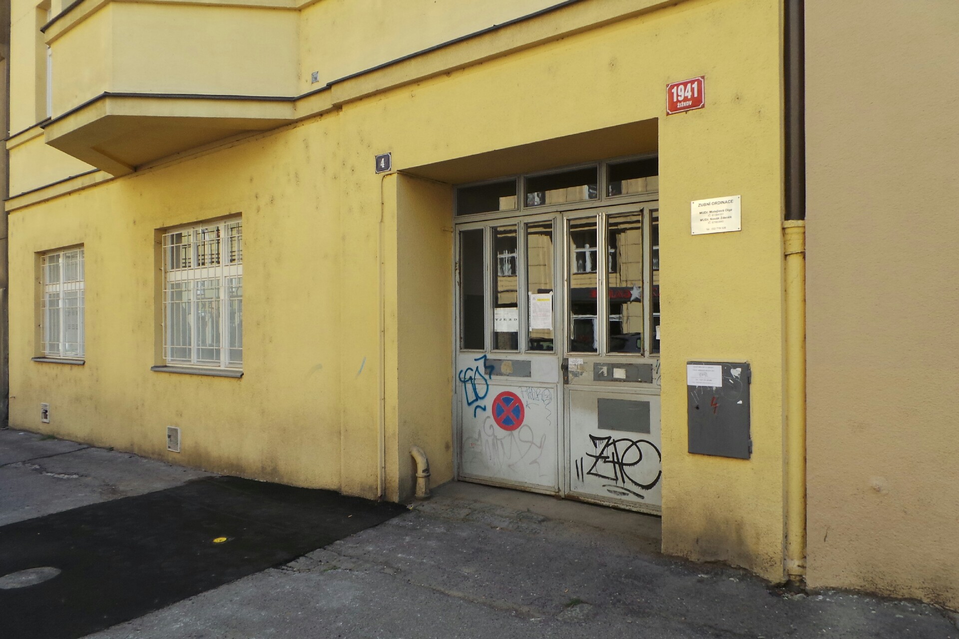 MUDr. Zdeněk Novák foto 1