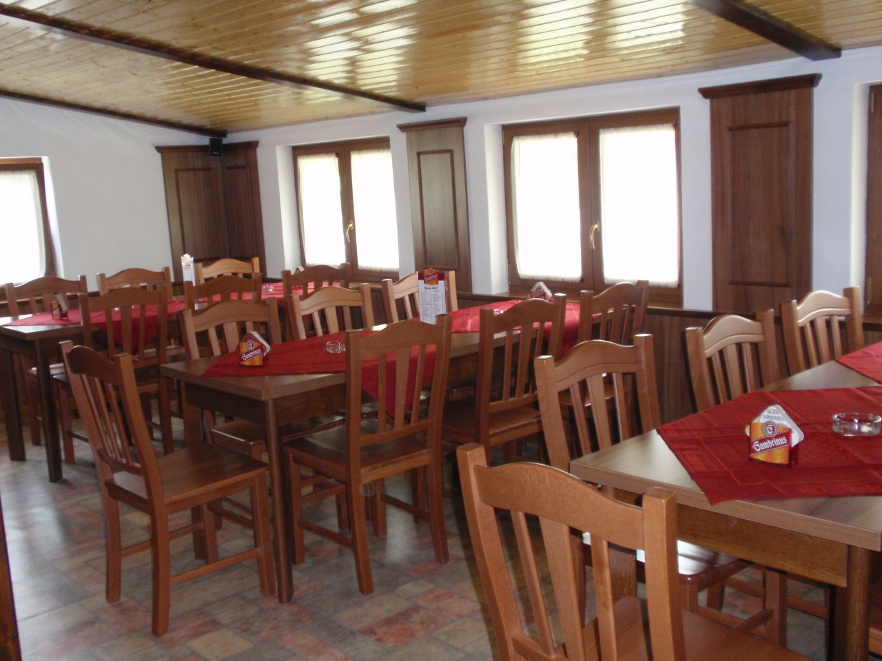 Restaurace Žíznivé údolí foto 3