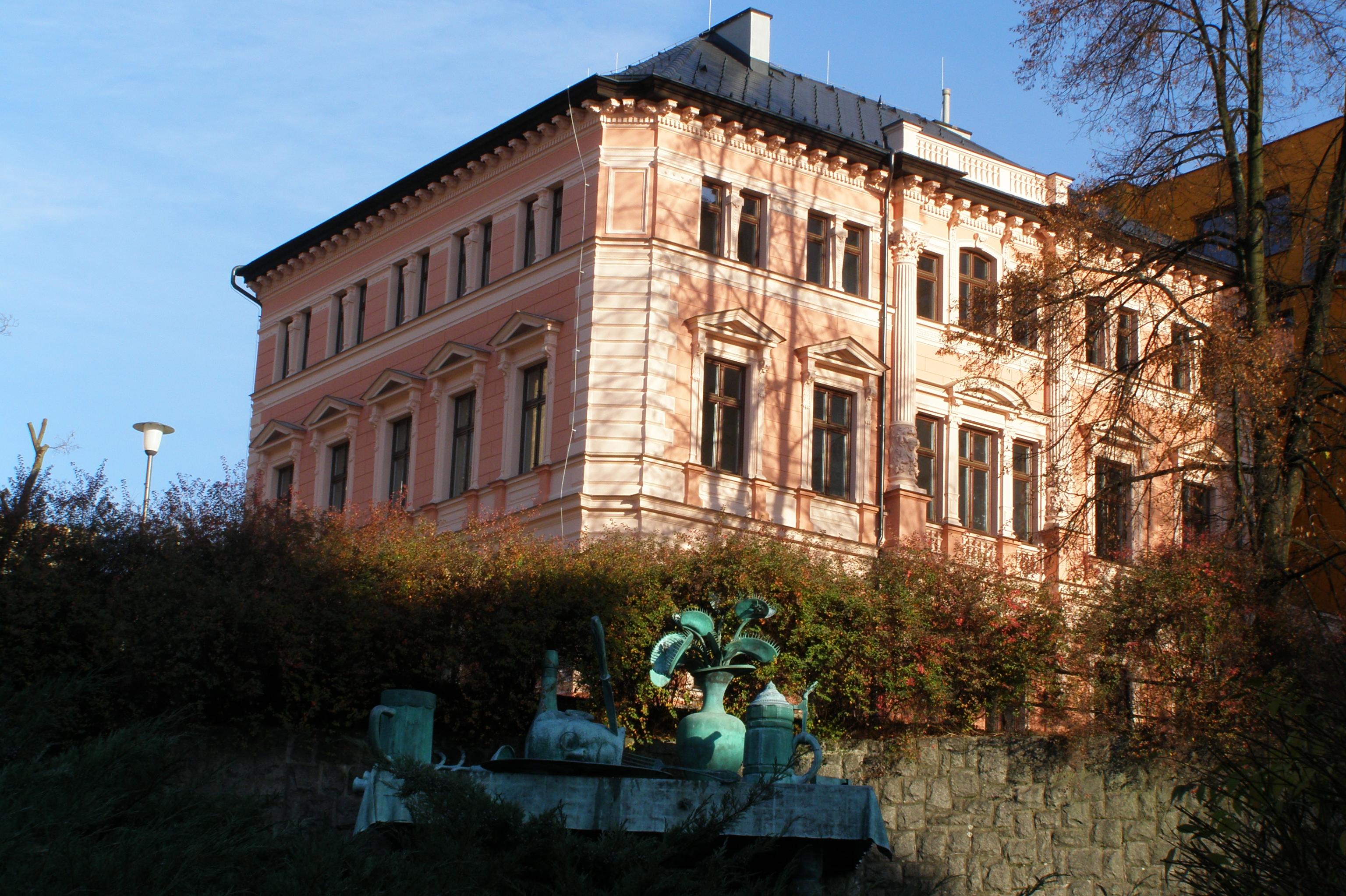 Nikol Hajleková -  NH reality foto 1