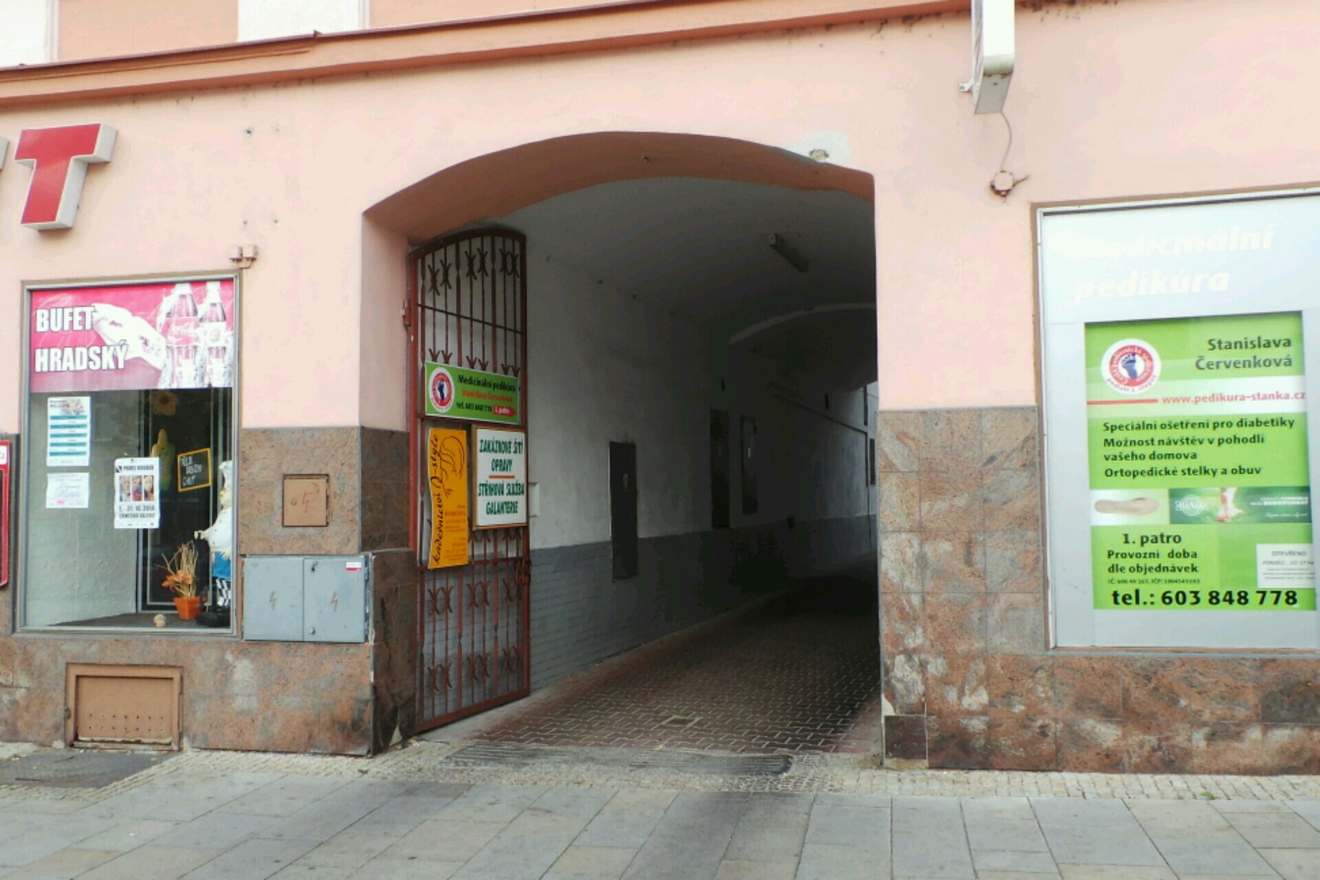 Medicinální přístrojová pedikúra - Stanislava Červenková