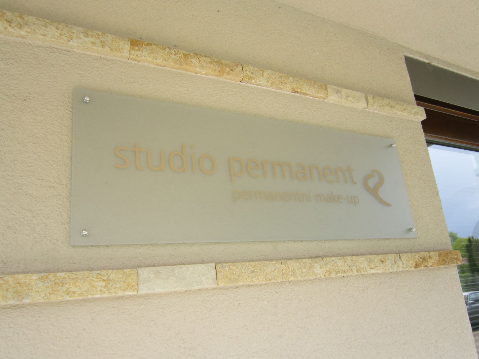 Studio permanent foto 2