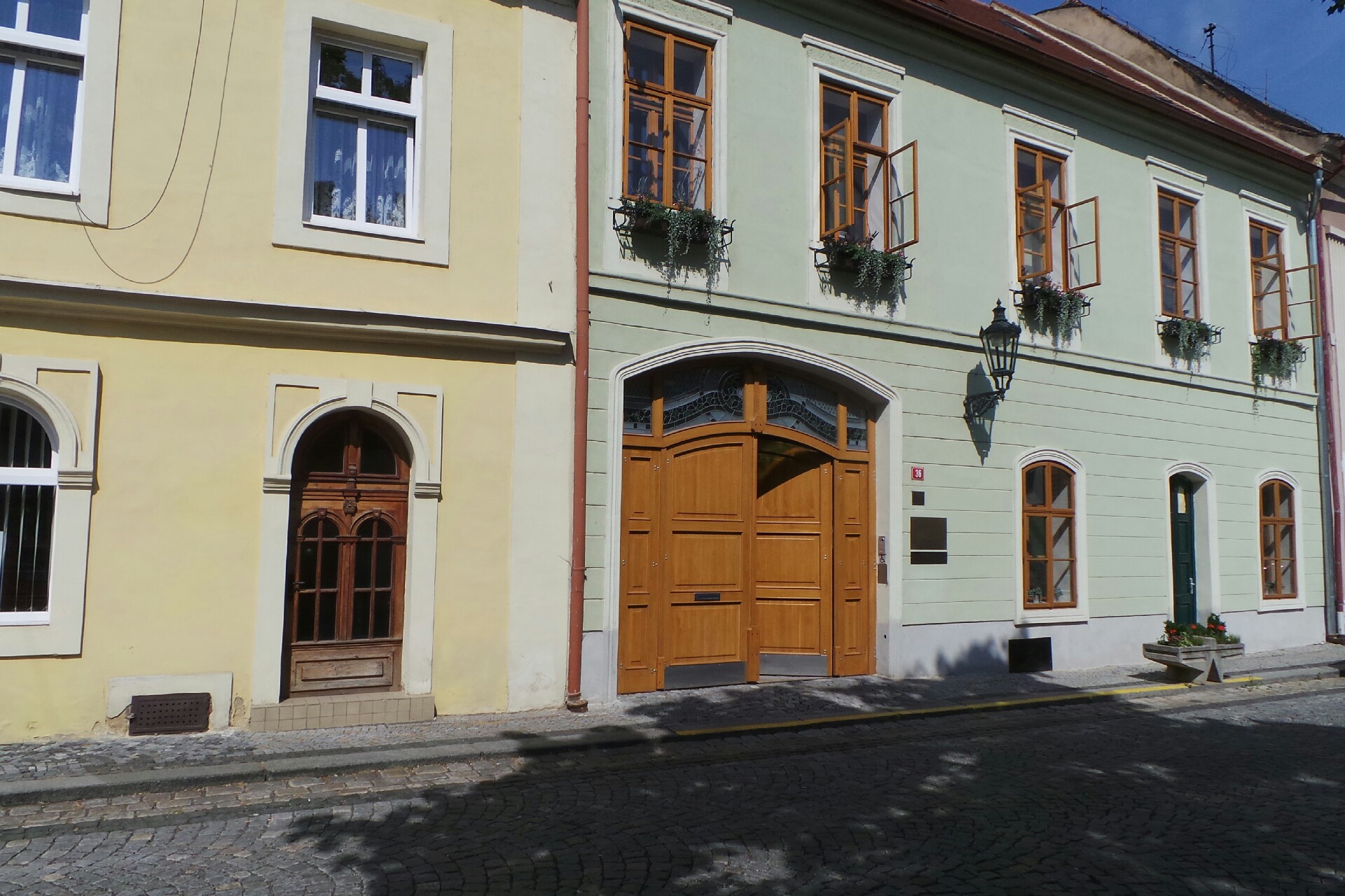 JUDr. Ivana Demutová