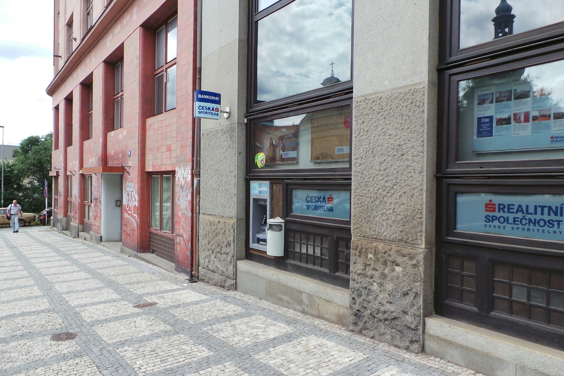 Bankomat České spořitelny