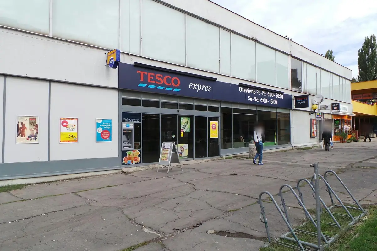 Tesco Expres Karviná Těreškovové