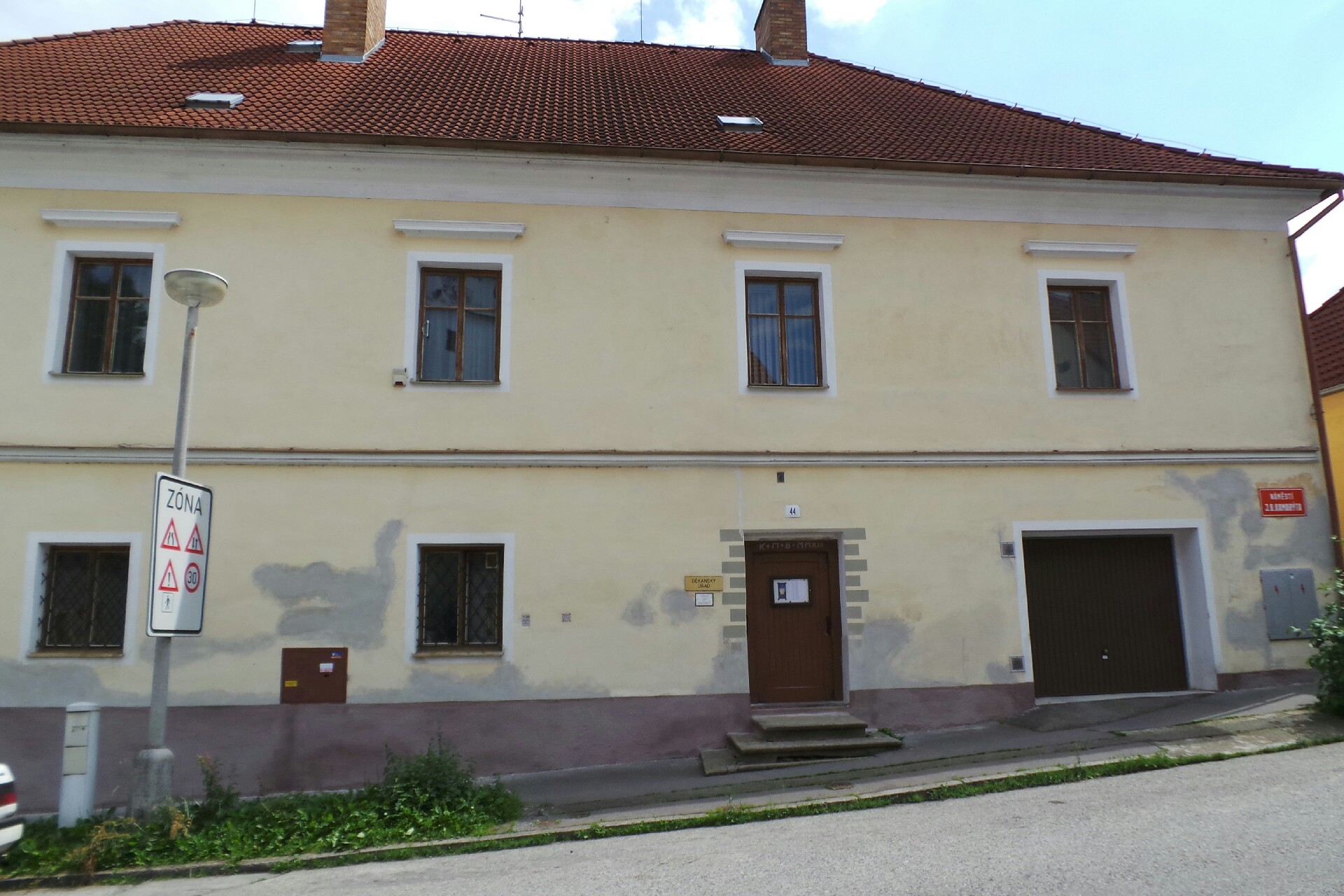 Římskokatolická farnost Velešín