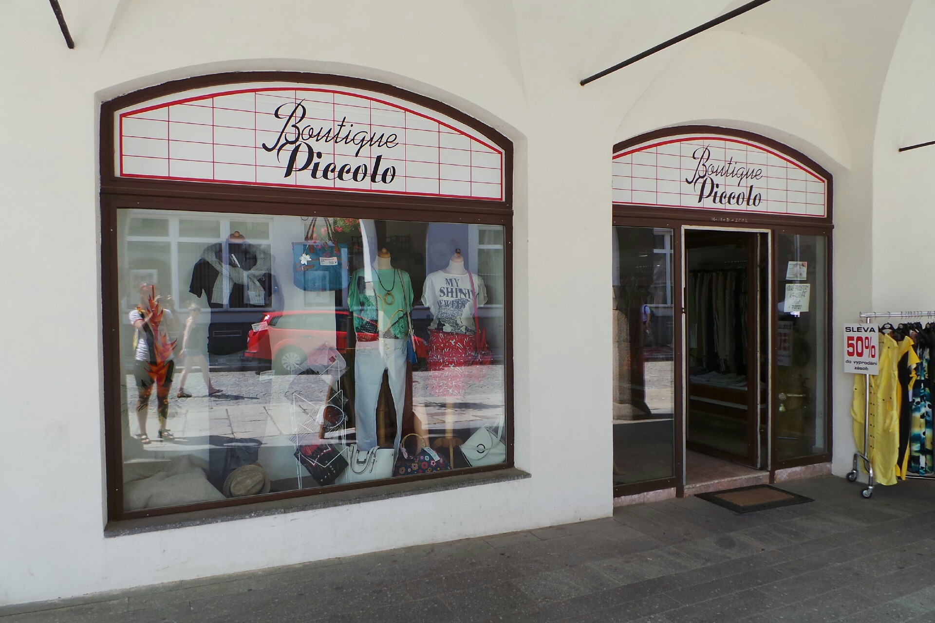 BOUTIQUE PICCOLO, s.r.o.