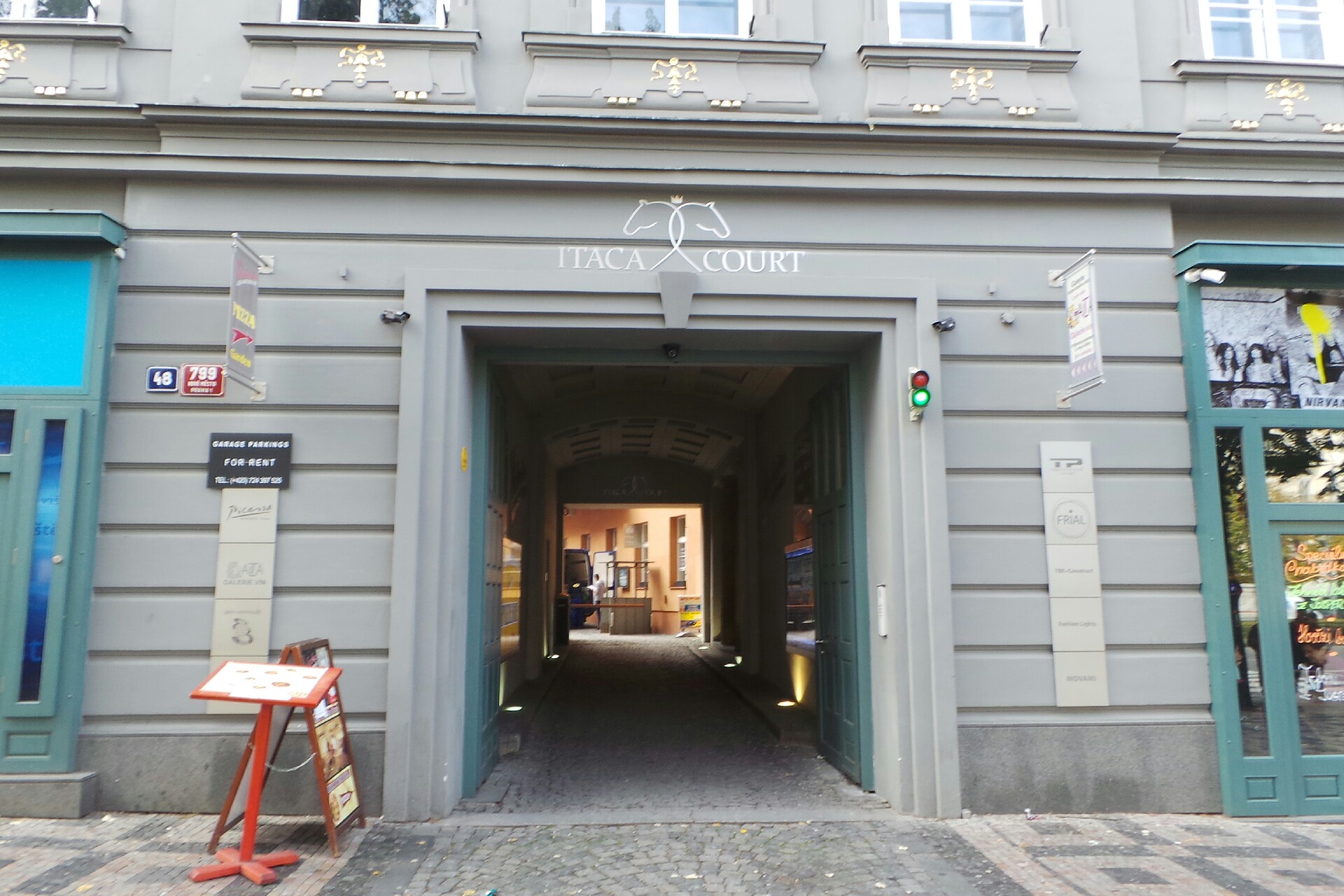 SOURCE PRAHA, s.r.o.