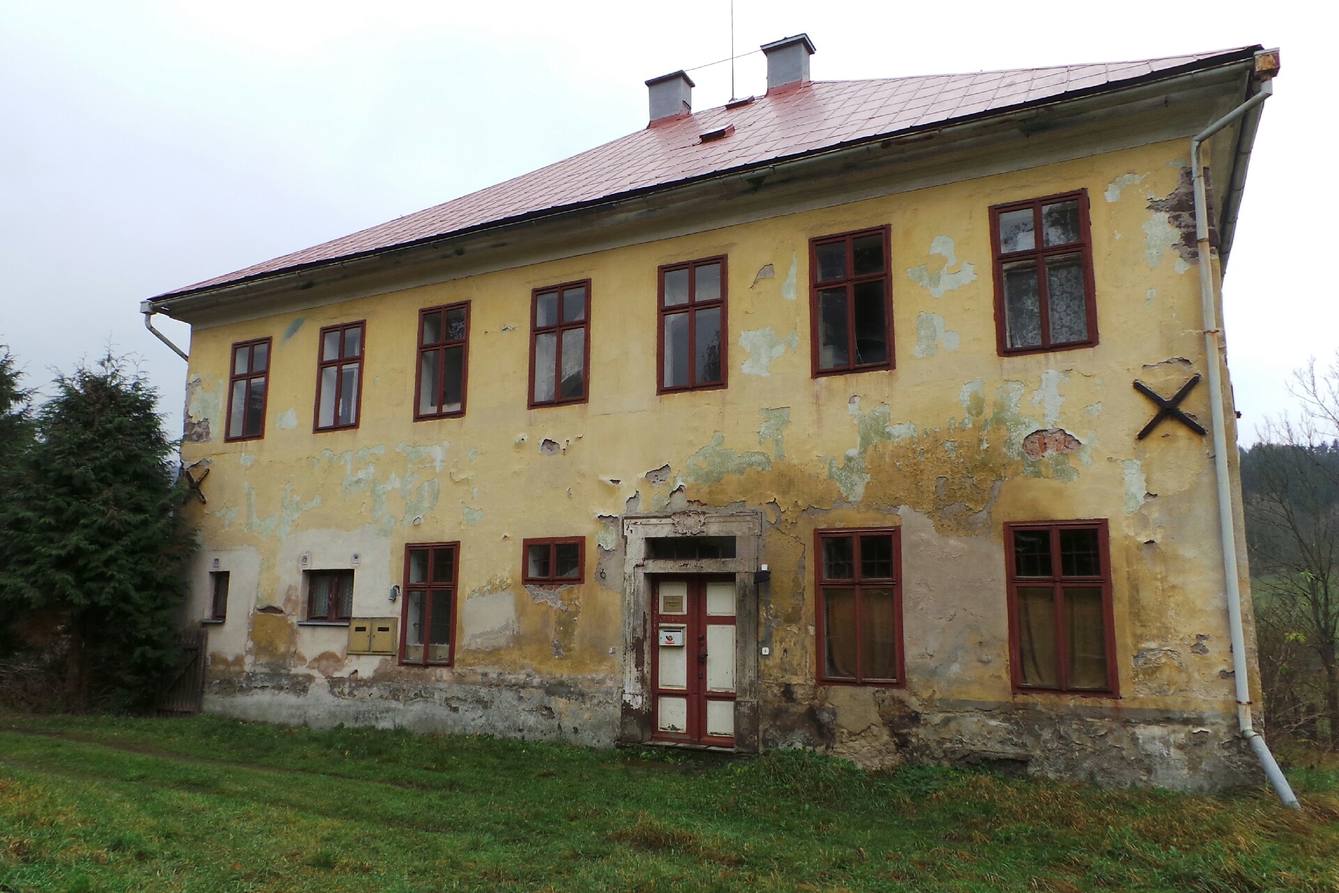 Římskokatolická farnost Loukov u Semil