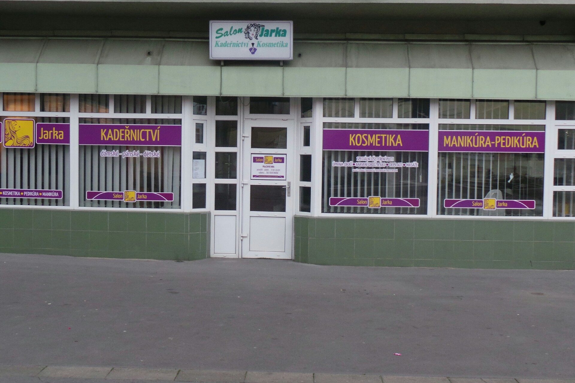 Marie Zelinková - Kosmetika, Kadeřnictví foto 1