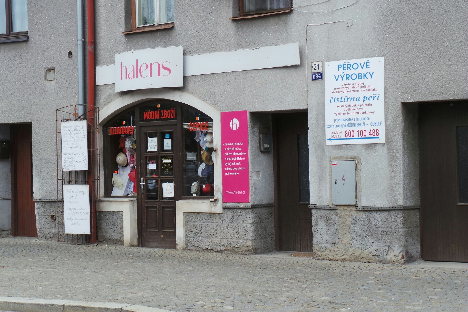 Čistírna peří Mareš