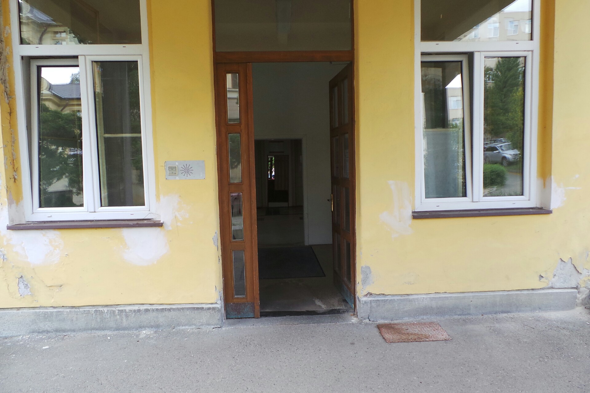 MUDr. Lada Zahálková