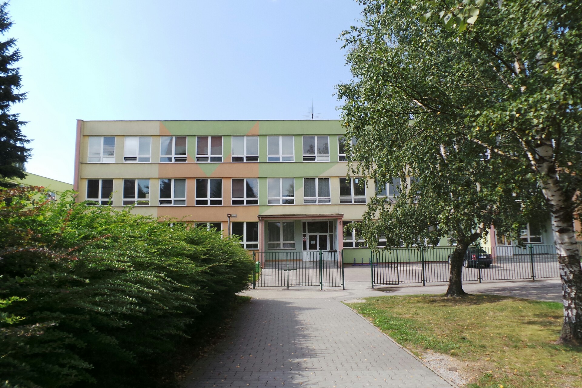 ZŠ Jindřichův Hradec, Vajgar