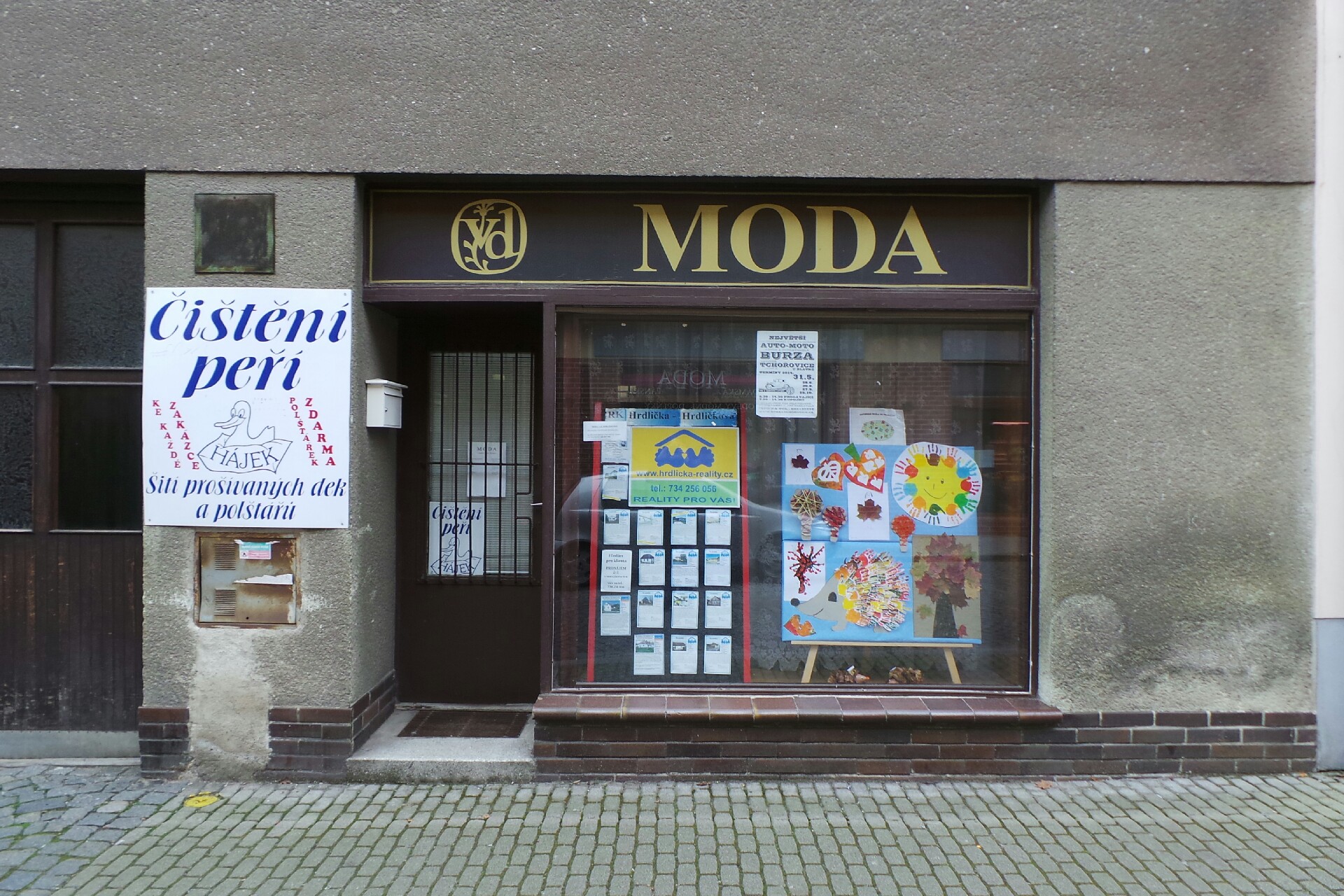 MODA, výrobní oděvní družstvo