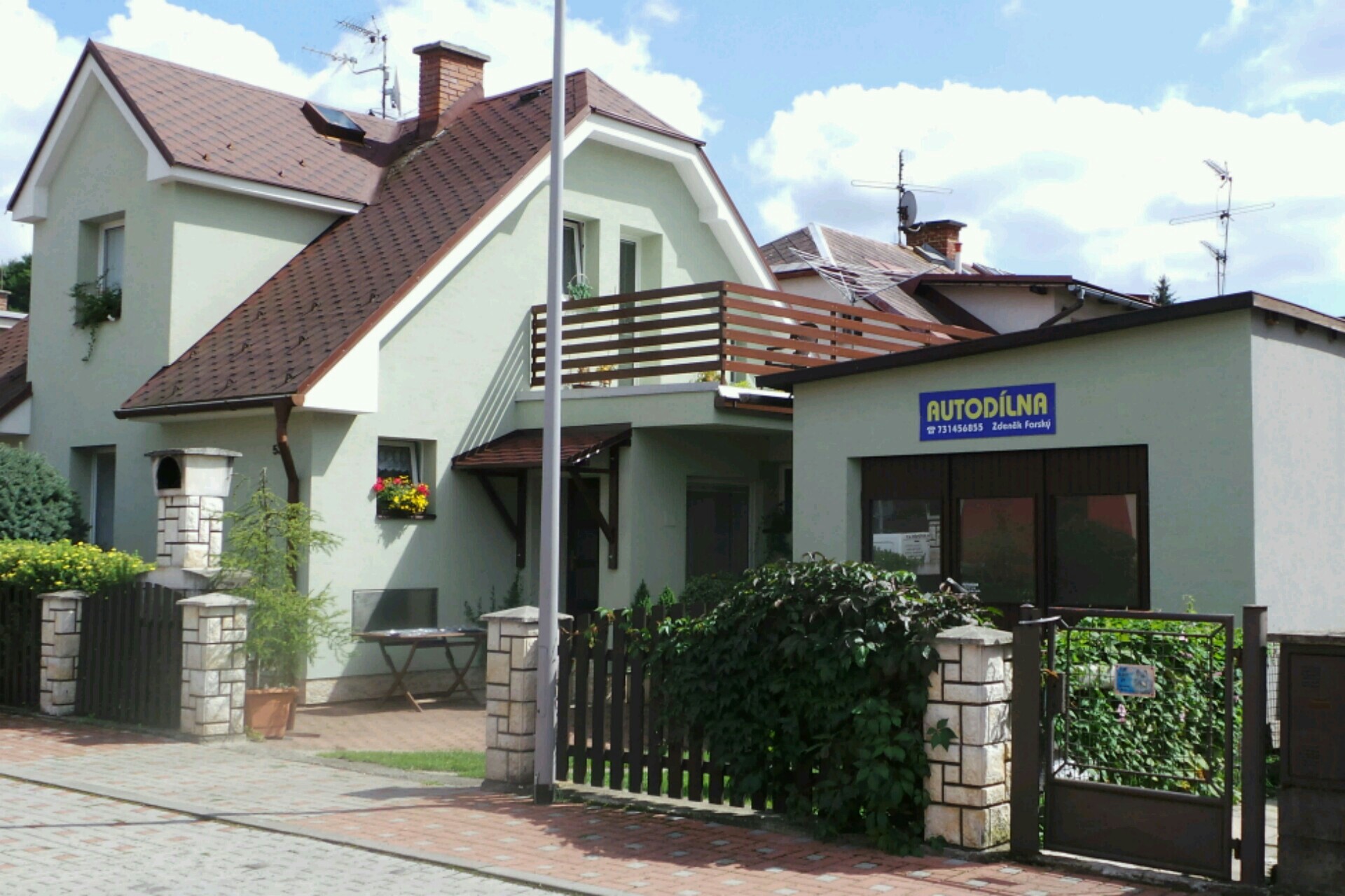 Zdeněk Farský - AUTODÍLNA