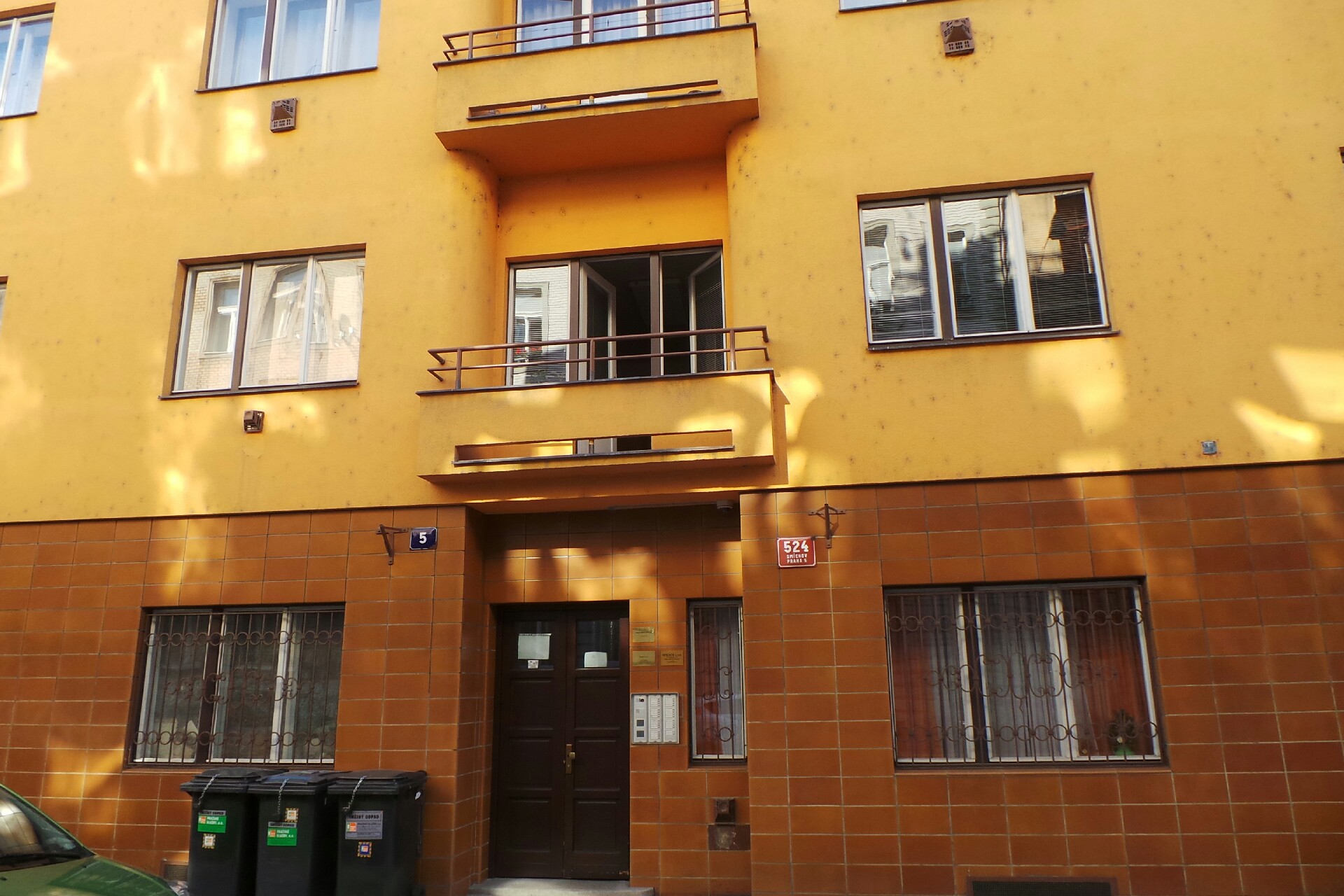 UZIMEX PRAHA, spol. s r.o.