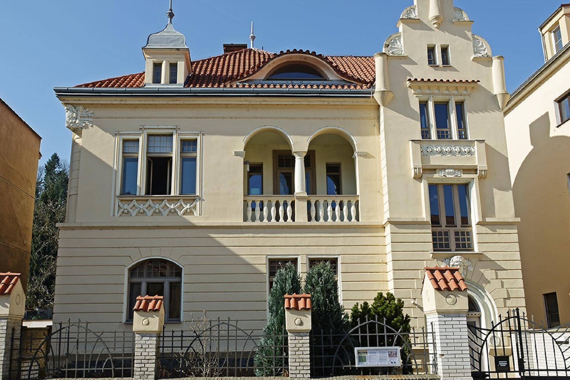 Mezigenerační centrum Julie