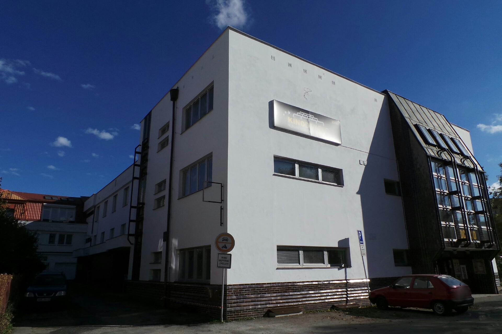 Městské kino Ostrov