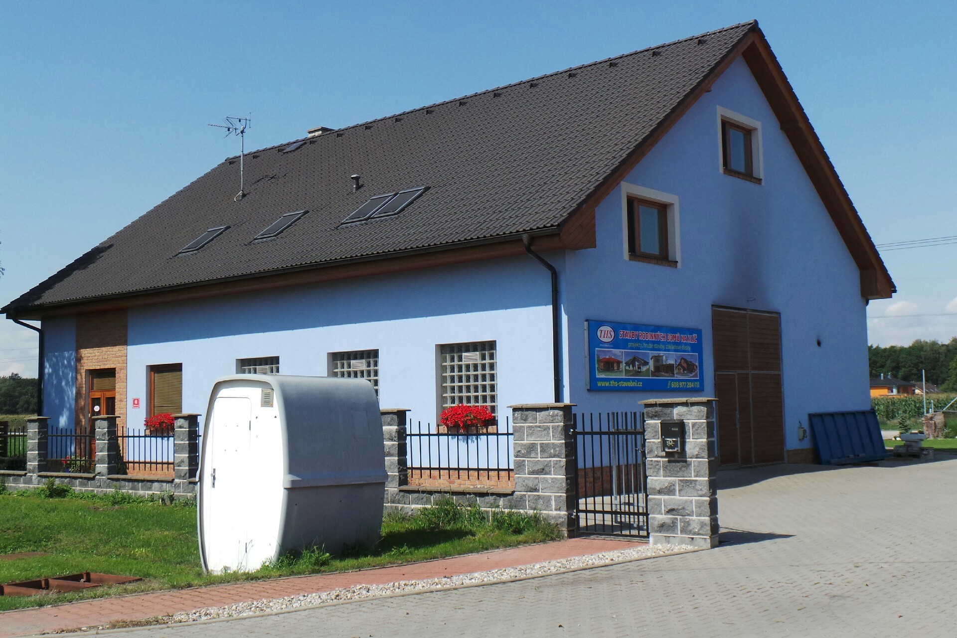 THS STAVEBNÍ, s.r.o.