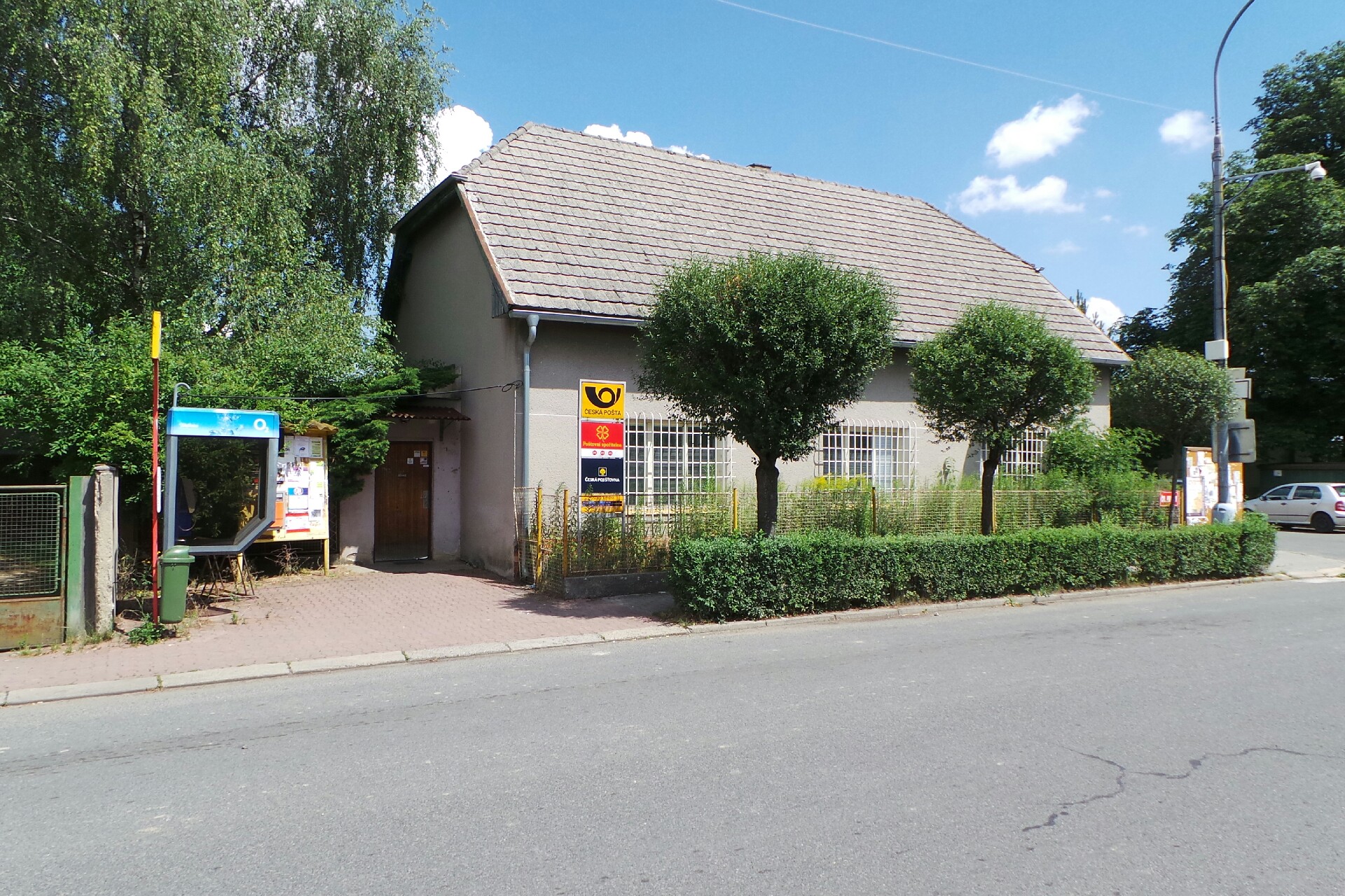 Pošta Zeleneč v Čechách