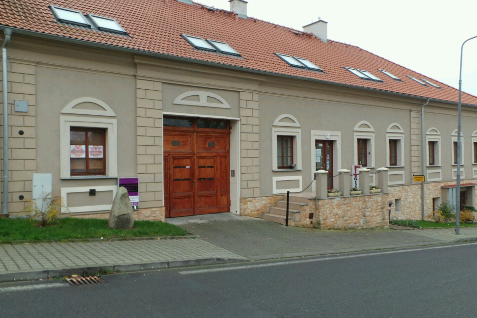 Realitní společnost R.V.FIX