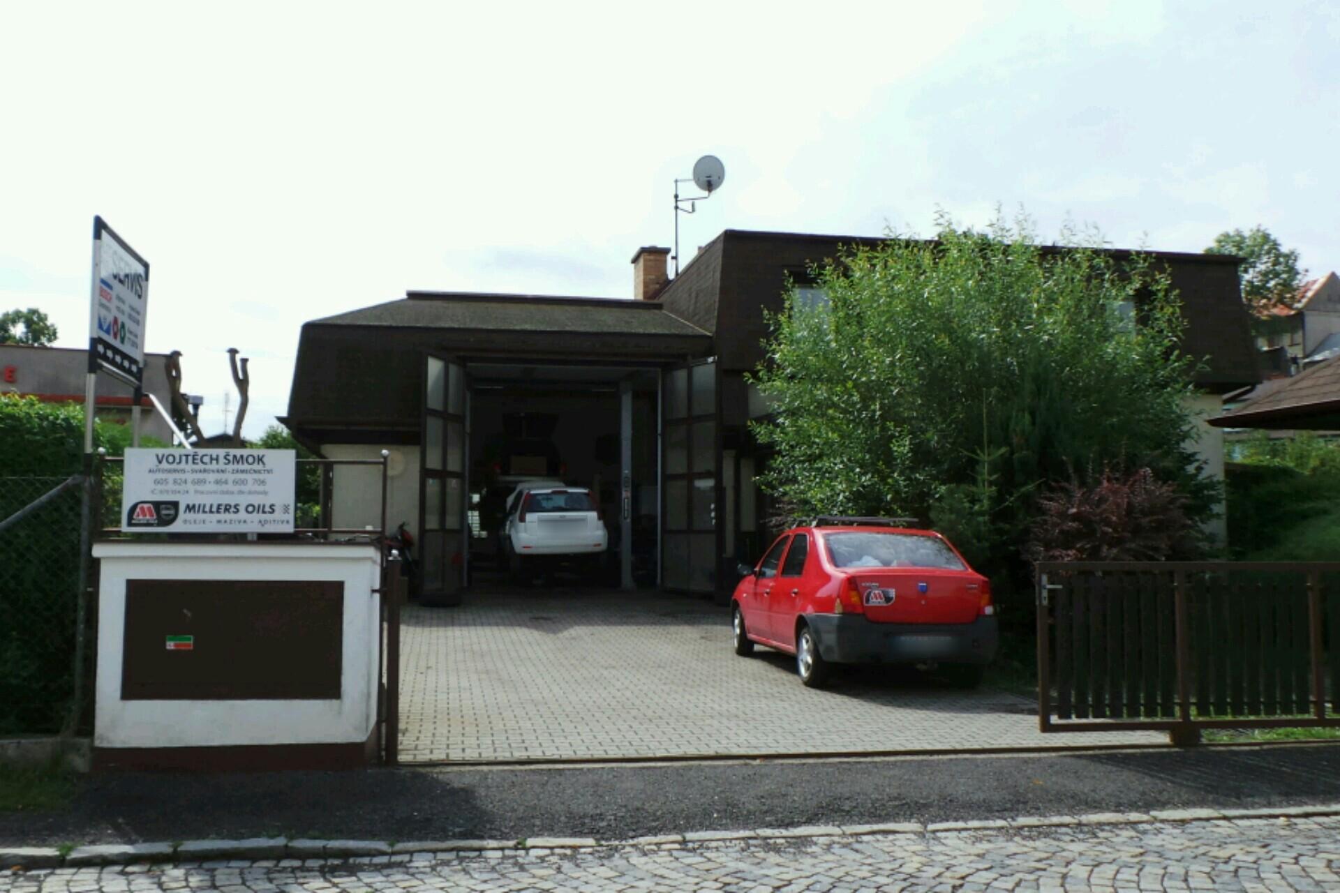 Autopneuservis - Vojtěch Šmok & Robert Jaroš