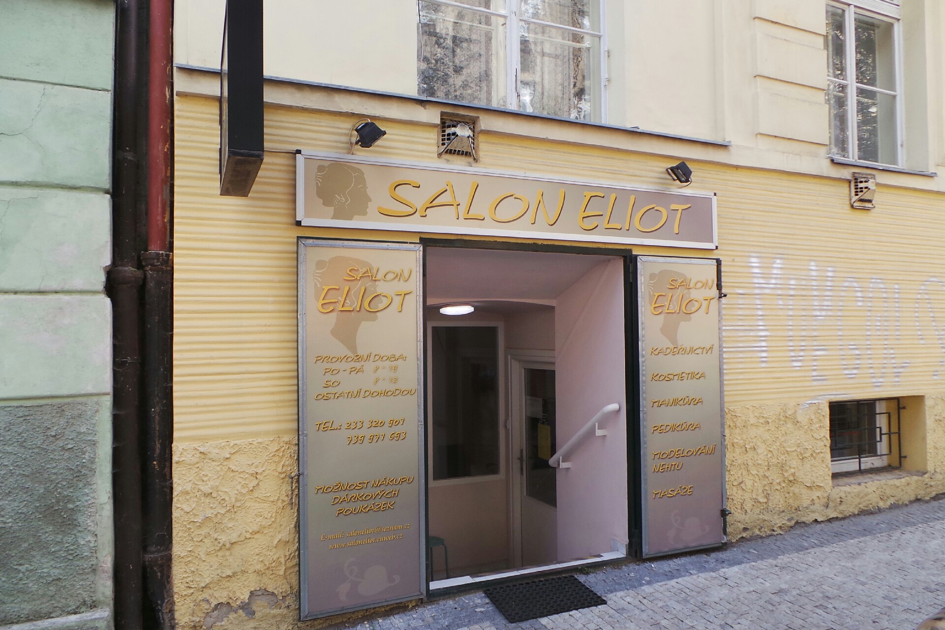 Salon Eliot
